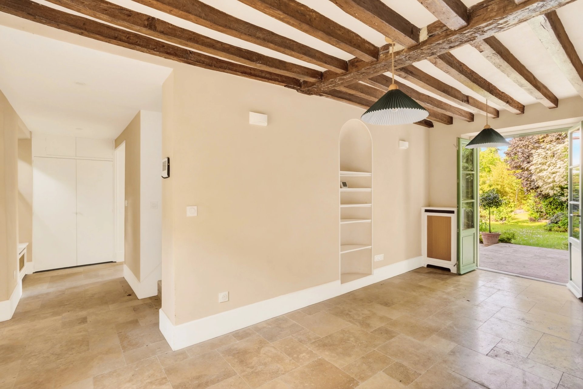 5 Bedroom Villa/Townhouse's Image 10