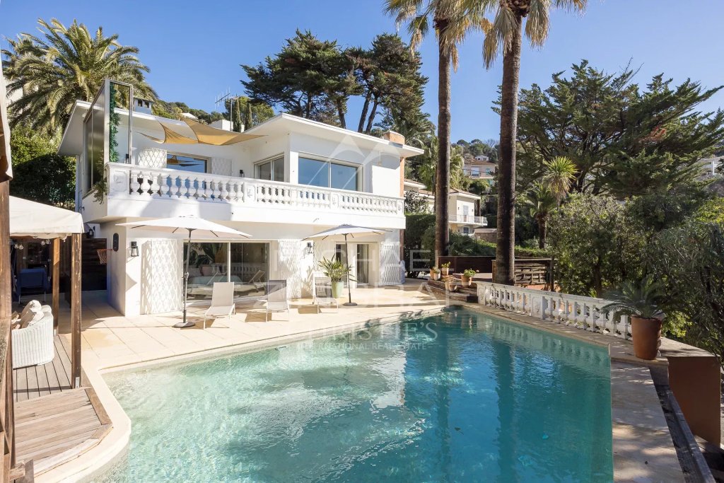 Villa for sale in Le Cannet — Le Cannet residential - Panoramic Sea View