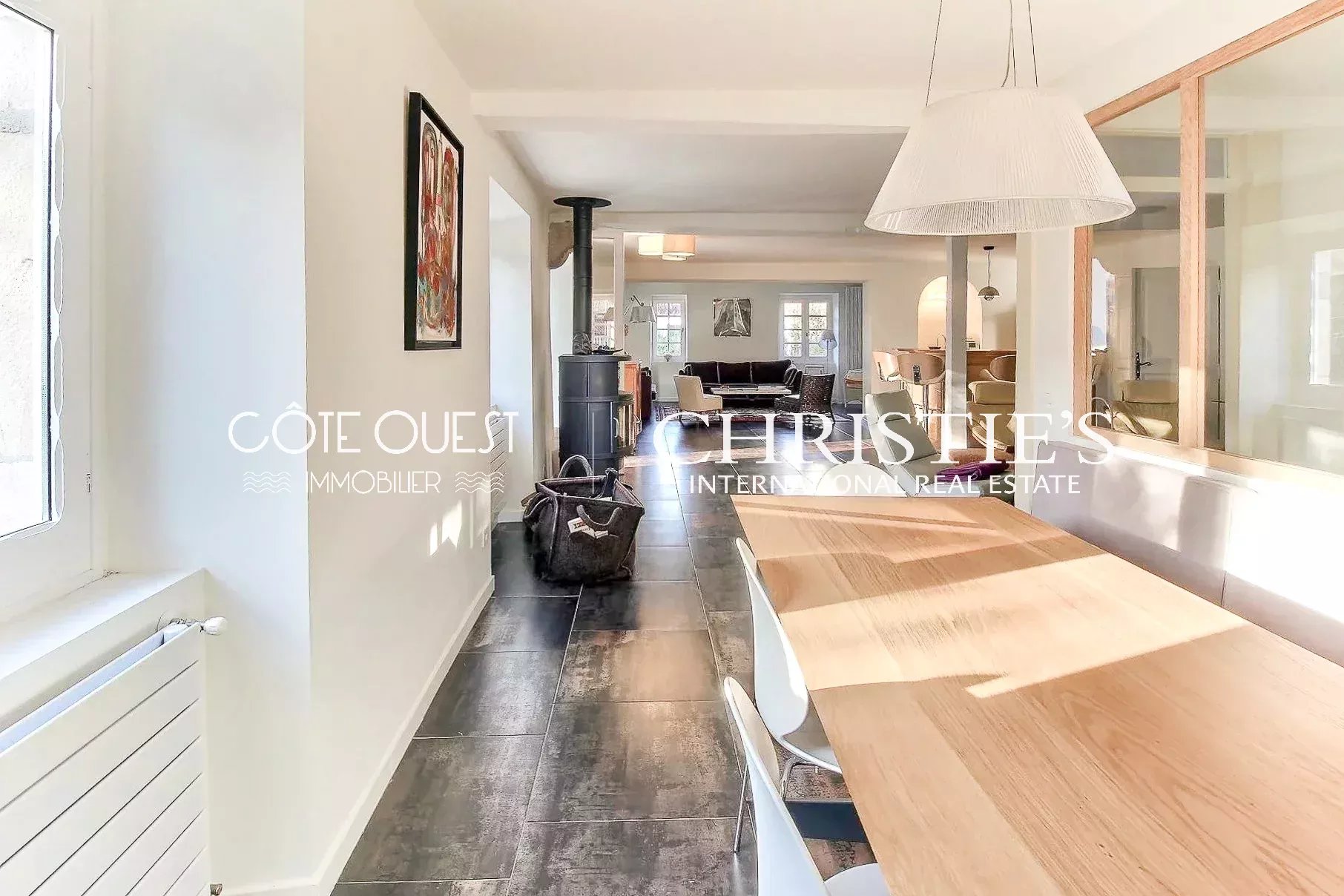 5 Bedroom Villa/Townhouse's Image 5