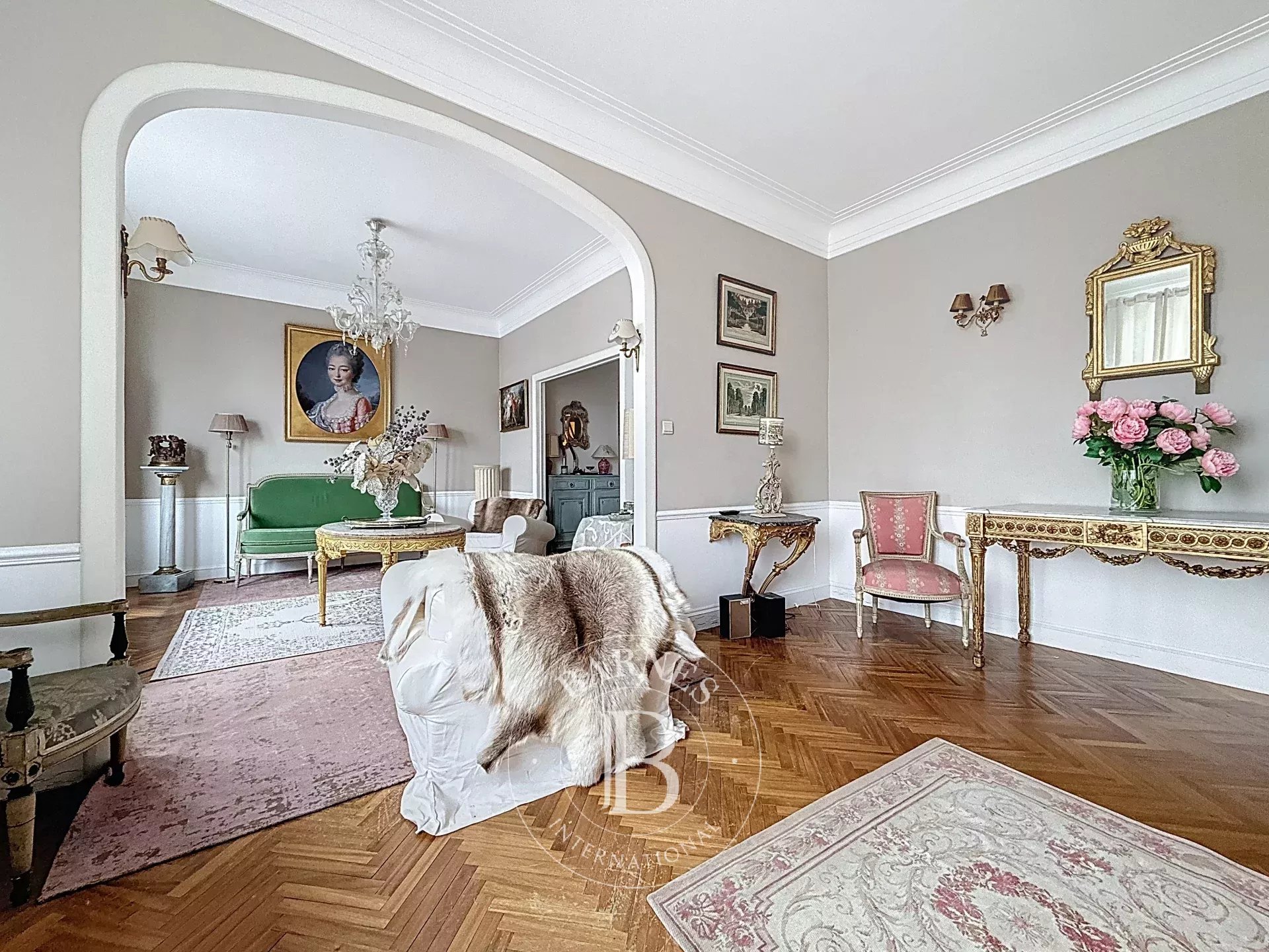 Place Brugmann, magnifique appartement lumineux