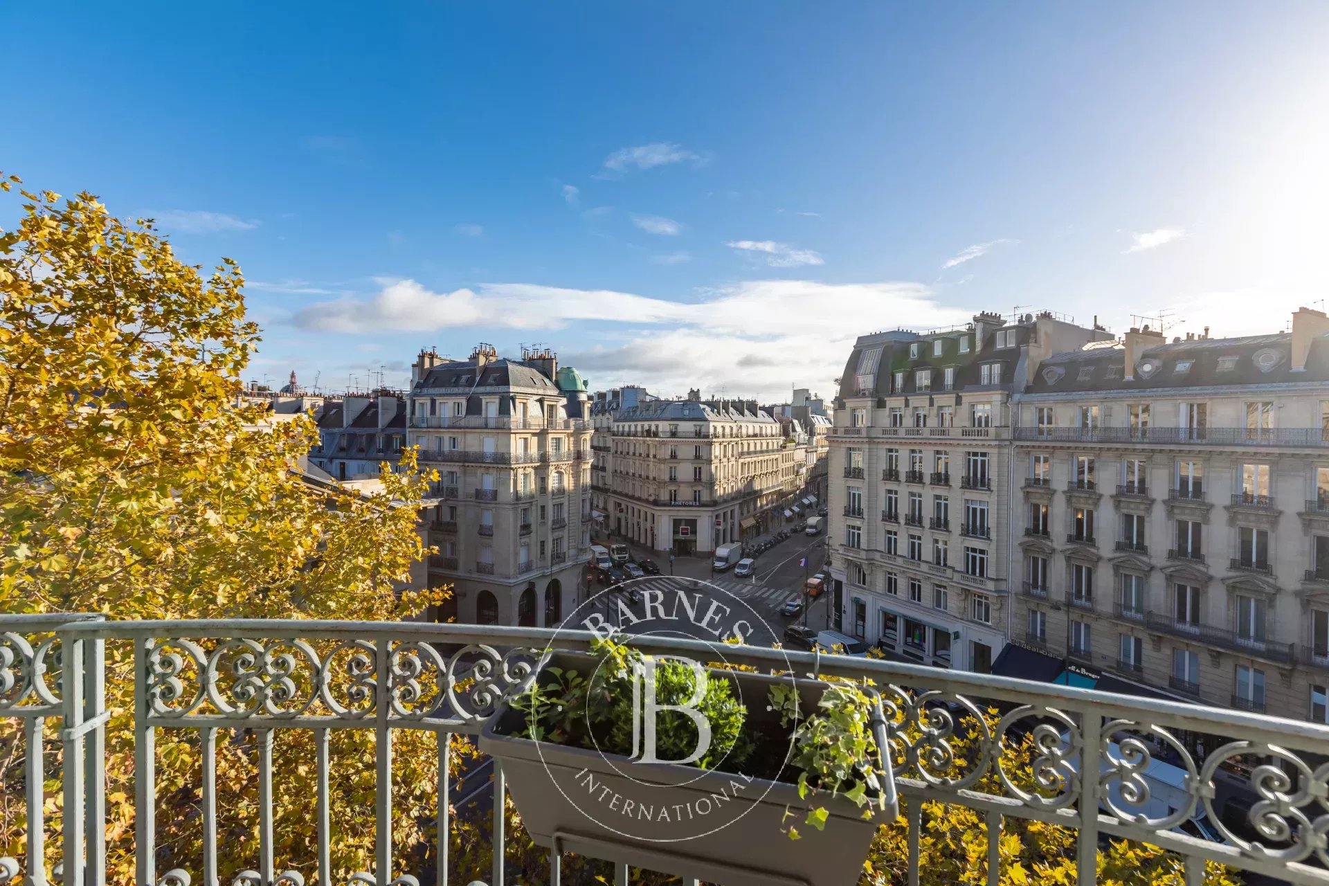 Daire Paris 8ème - picture 18