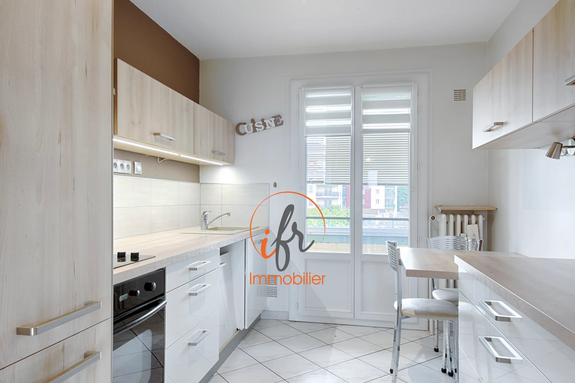 T3 avec balcon, loggia et cave à Bourgoin