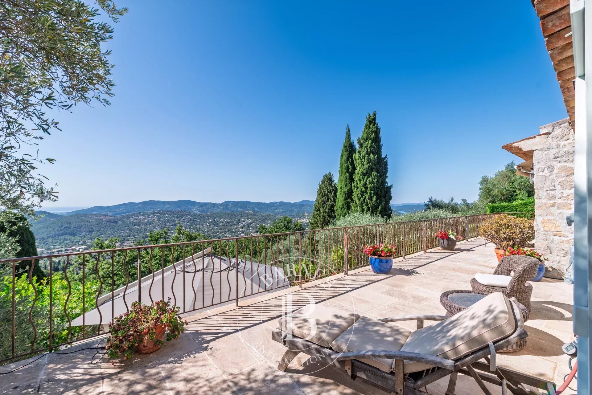 Villa Spéracèdes - picture 9