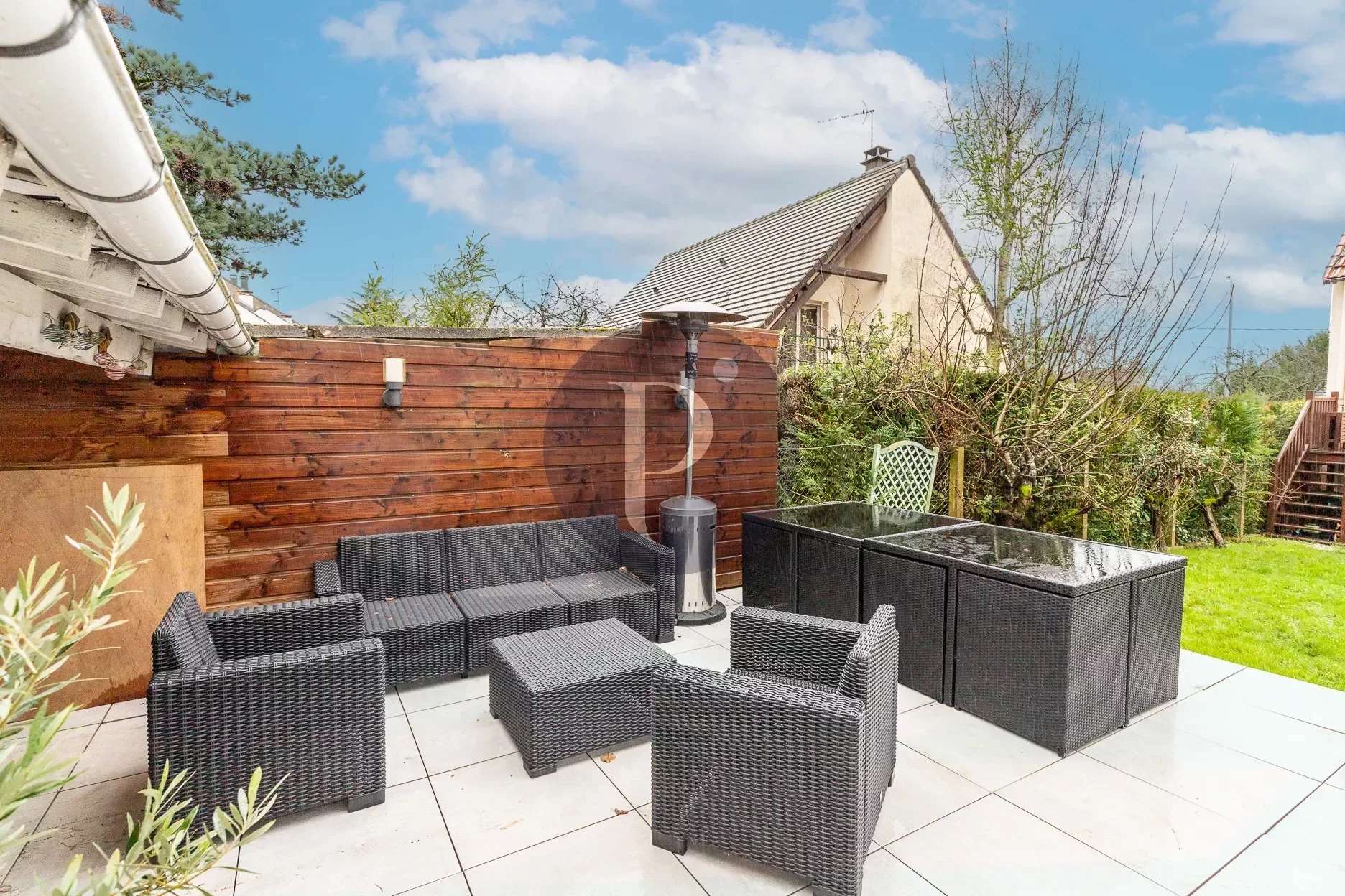 vente-maison-5-pieces-verrieres-le-buisson-84205235