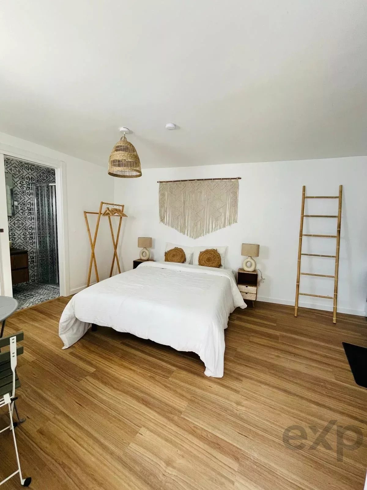 Charming 10-Room House in Costa da Caparica 2825-440 image 10