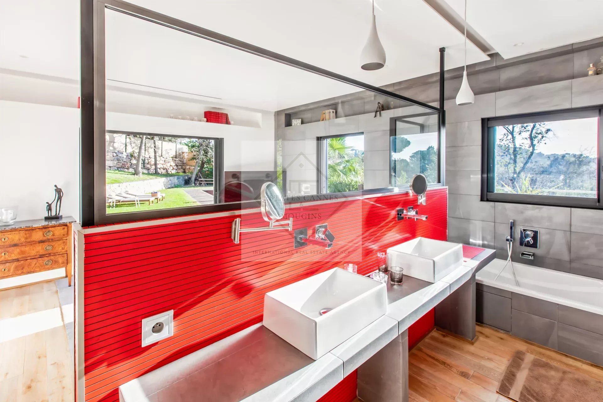 L'art de vivre à son apogée : deux magnifiques villas à vendre à Mougins — photo 11