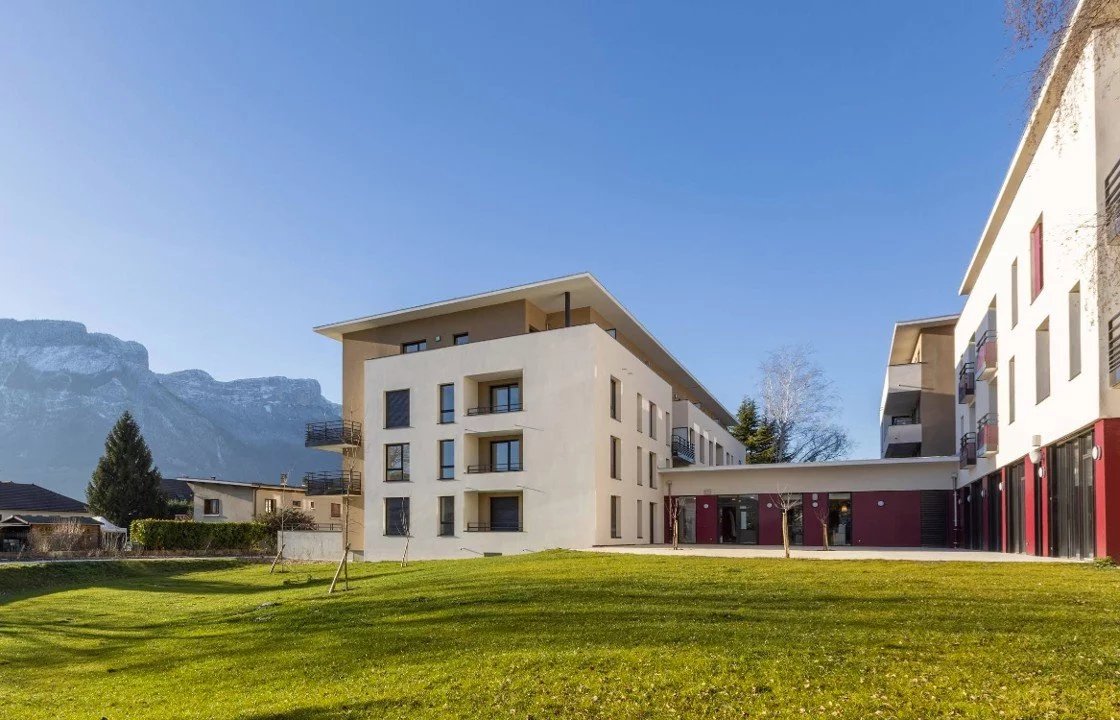 INVESTISSEMENT LOCATIF  ST EGREVE  Résidence Séniors Espace et Vie Saint-Égrève - 5,31% de rentabilité