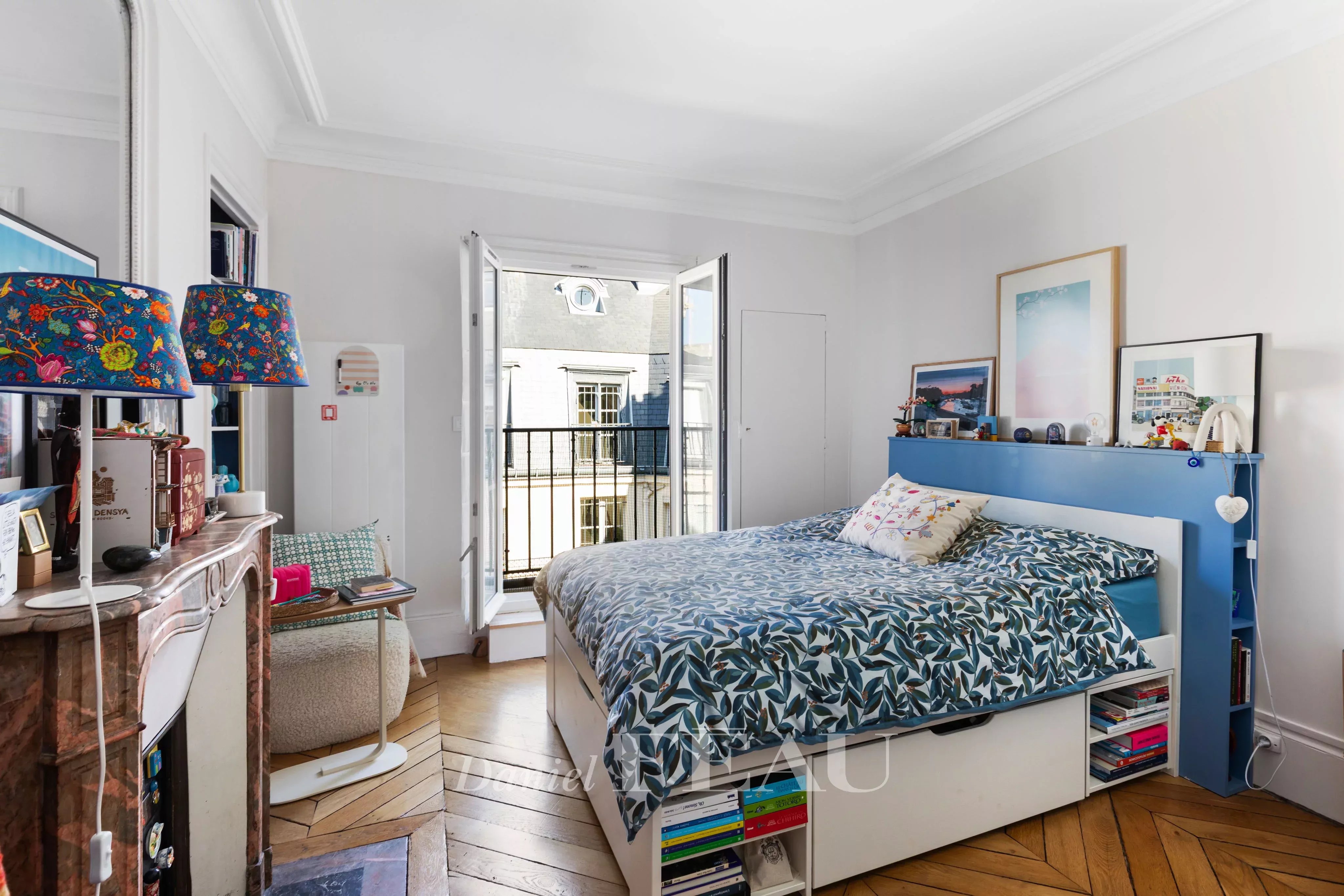 Chambre vue sur cour