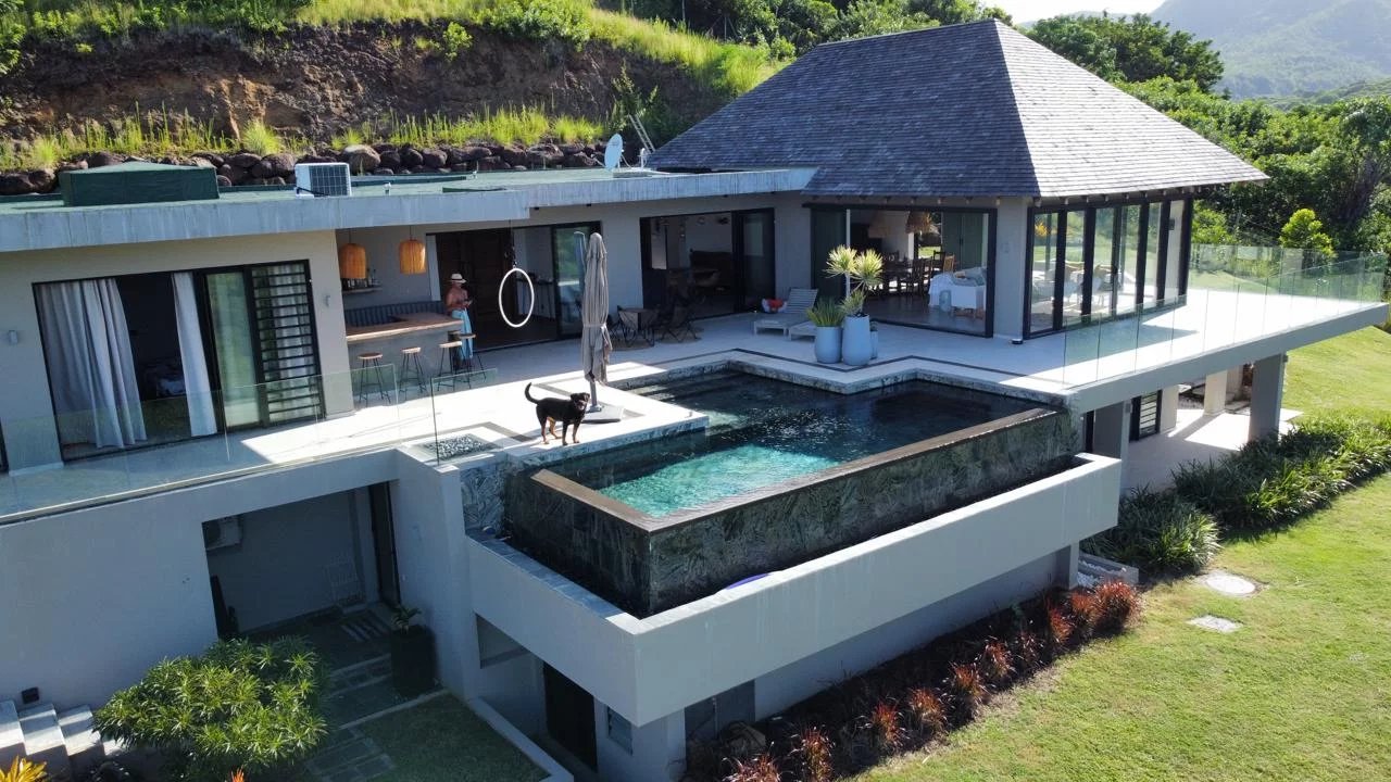 Exceptional Luxury Villa in Black River