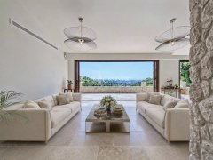 Luxury 5-Bedroom Villa for Sale in Saint-Paul-de-Vence | Family Estate — photo 6 of 7