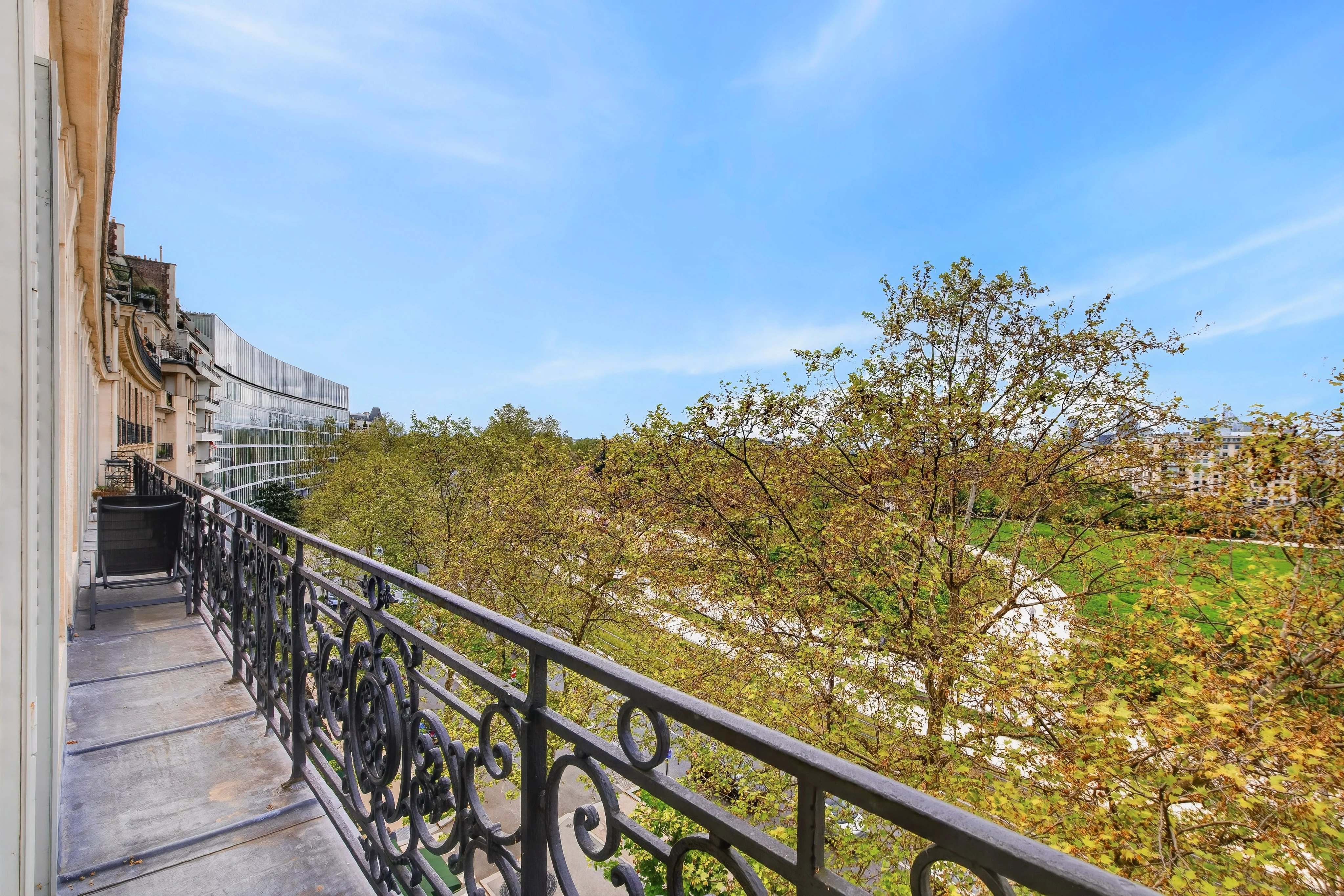 Appartement familial, 5 chambres, balcon filant, vue dégagée