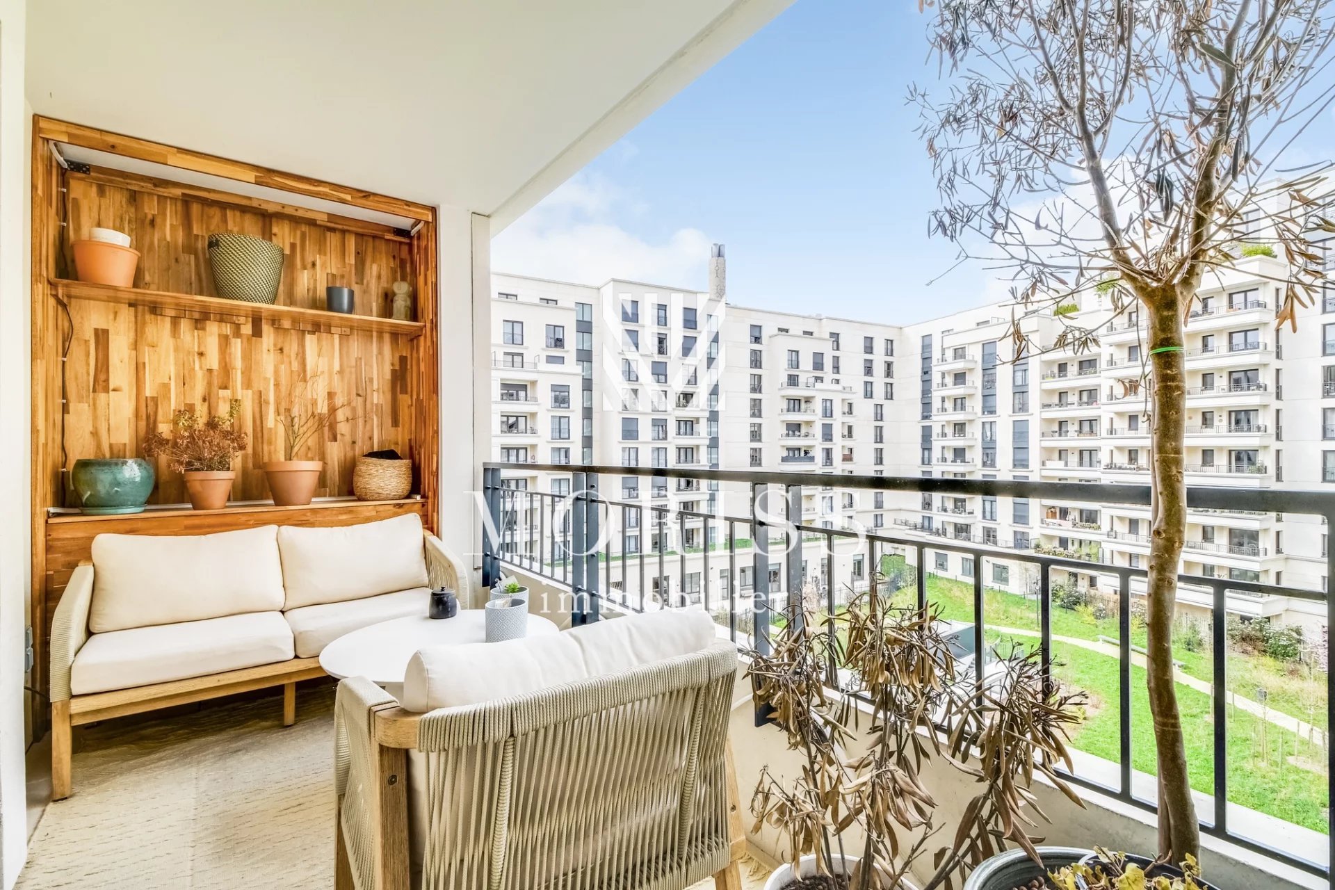 APPARTEMENT 3 PIECES / COUP DE COEUR / 67m2 / LIGNE 13/14 / COUR - Image Array