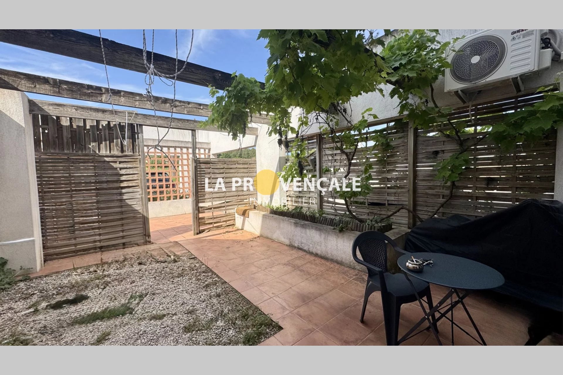 Vente Appartement Châteauneuf-le-Rouge