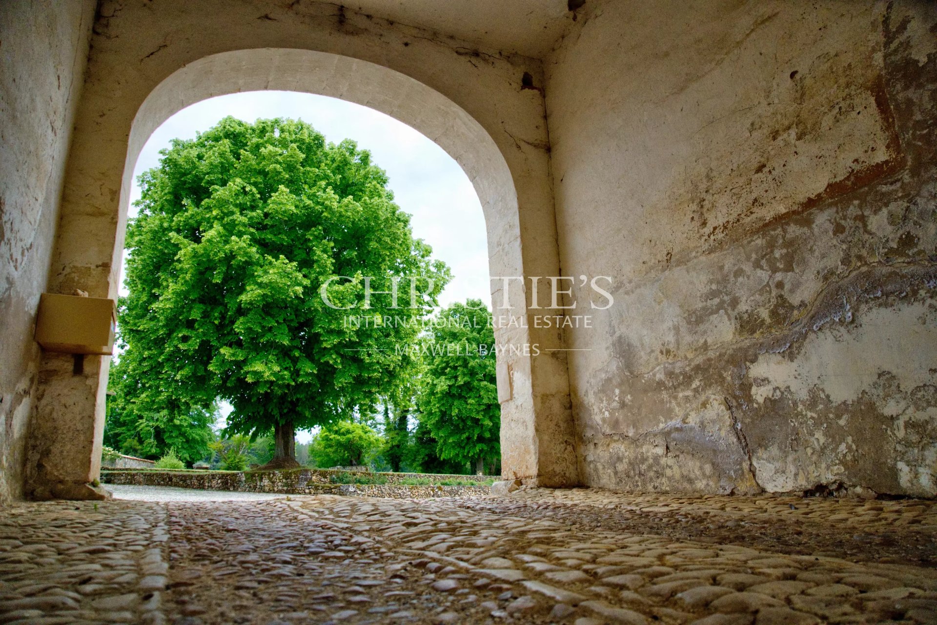 11 Bedroom Chateau's Image 34