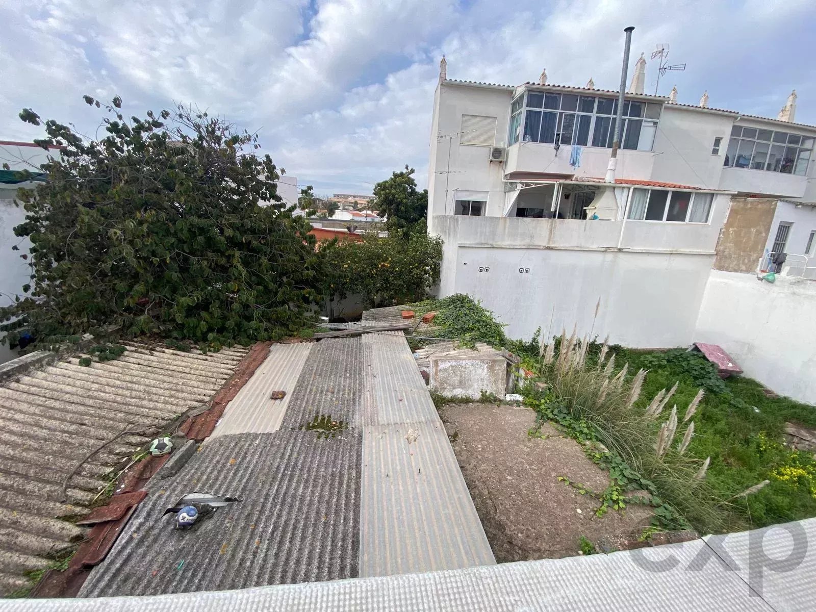 Urban Land with Ruin for Rehabilitation – High Potential – Historic Center of Quarteira 86657580 image 3