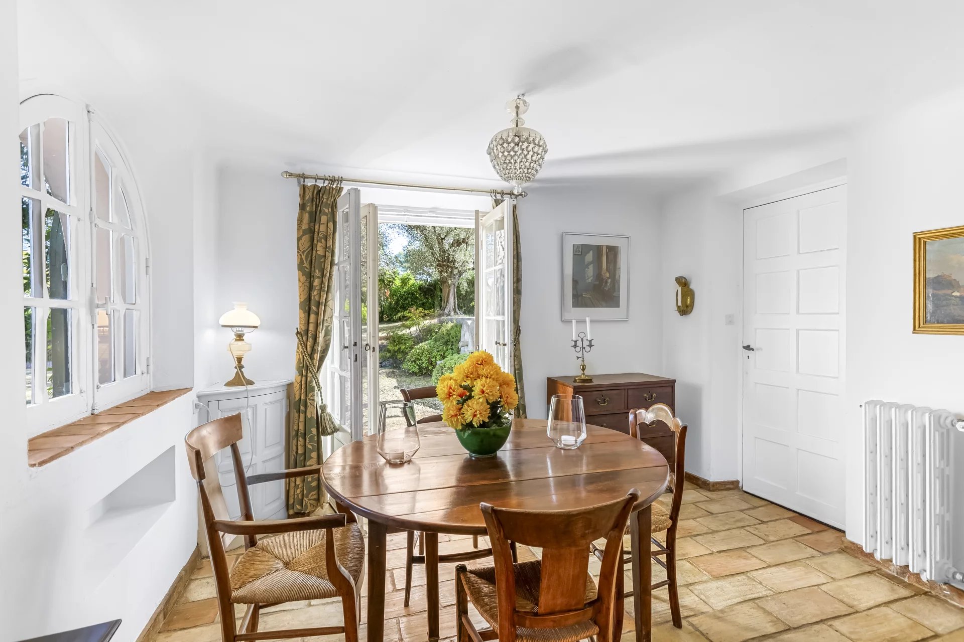 Beautiful house with swimming pool and large grounds - Grasse St Jacques Beautiful house with swimming pool and large grounds - Grasse St Jacques