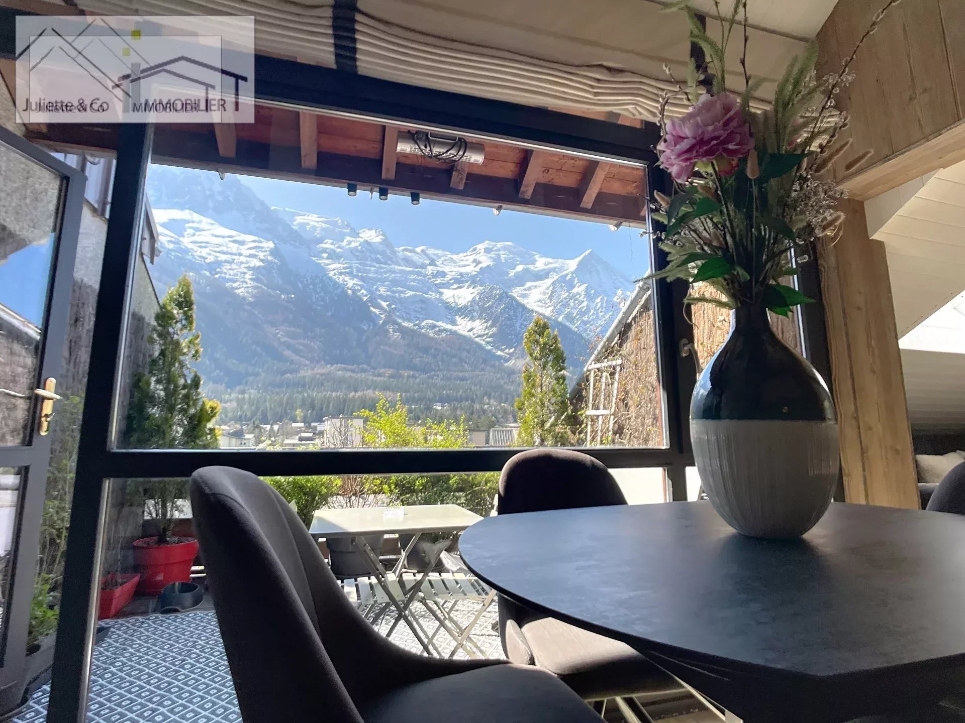 Photo of Charming apartment in Chamonix-Mont-Blanc