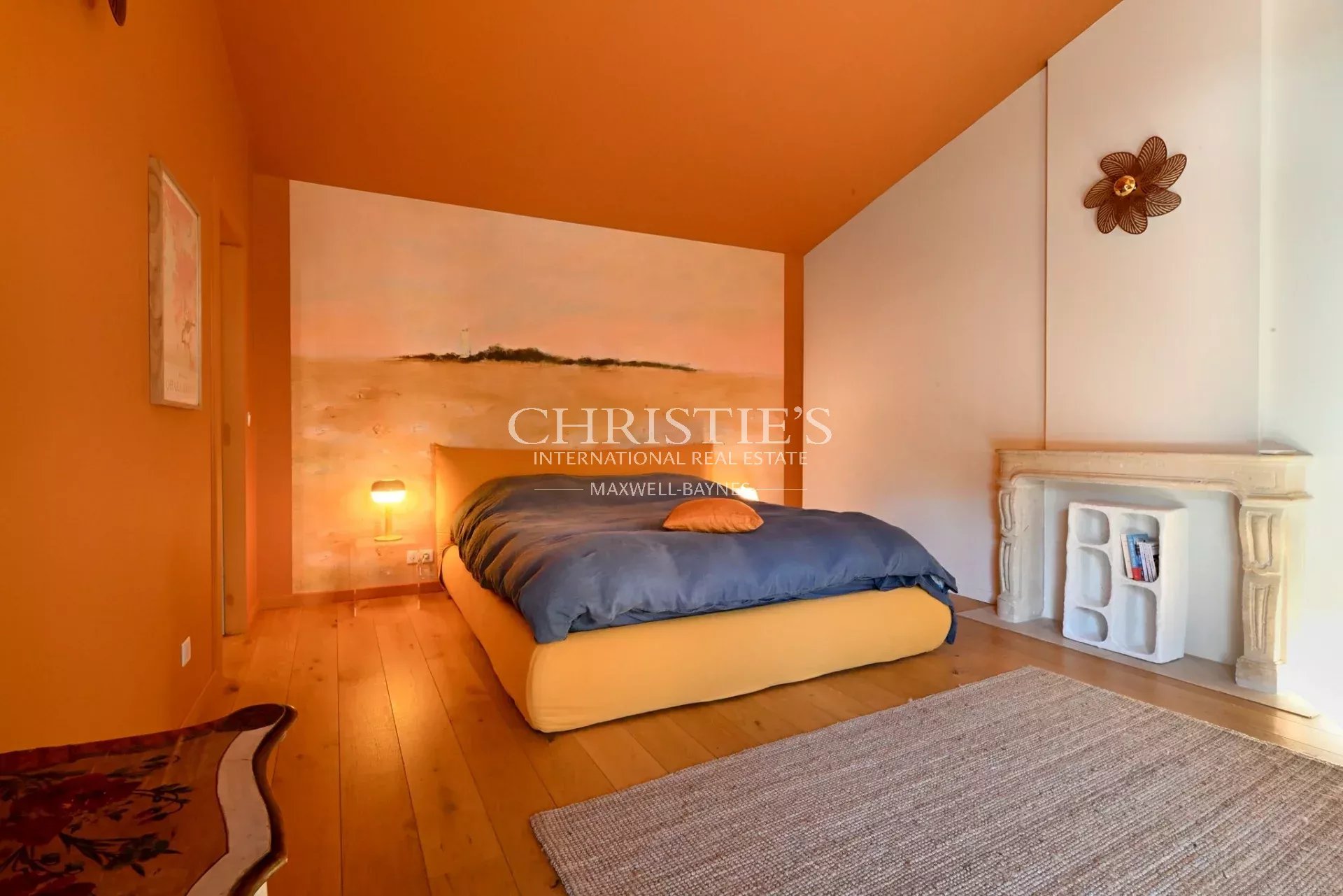 11 Bedroom Villa/Townhouse's Image 13