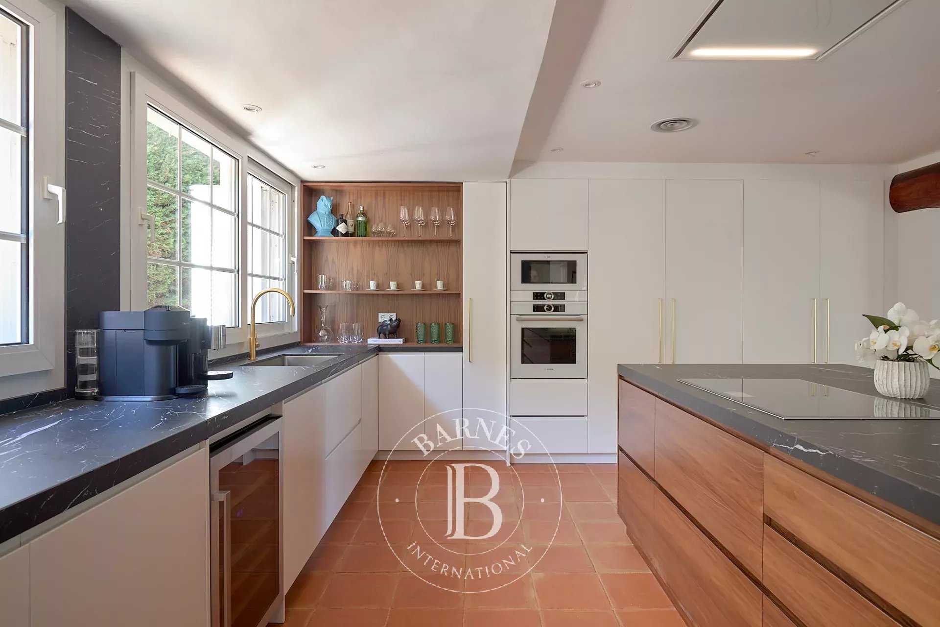 Villa récemment rénovée avec vue imprenable sur la mer et maison d'hôtes indépendante à Calonge, Costa Brava - picture 13