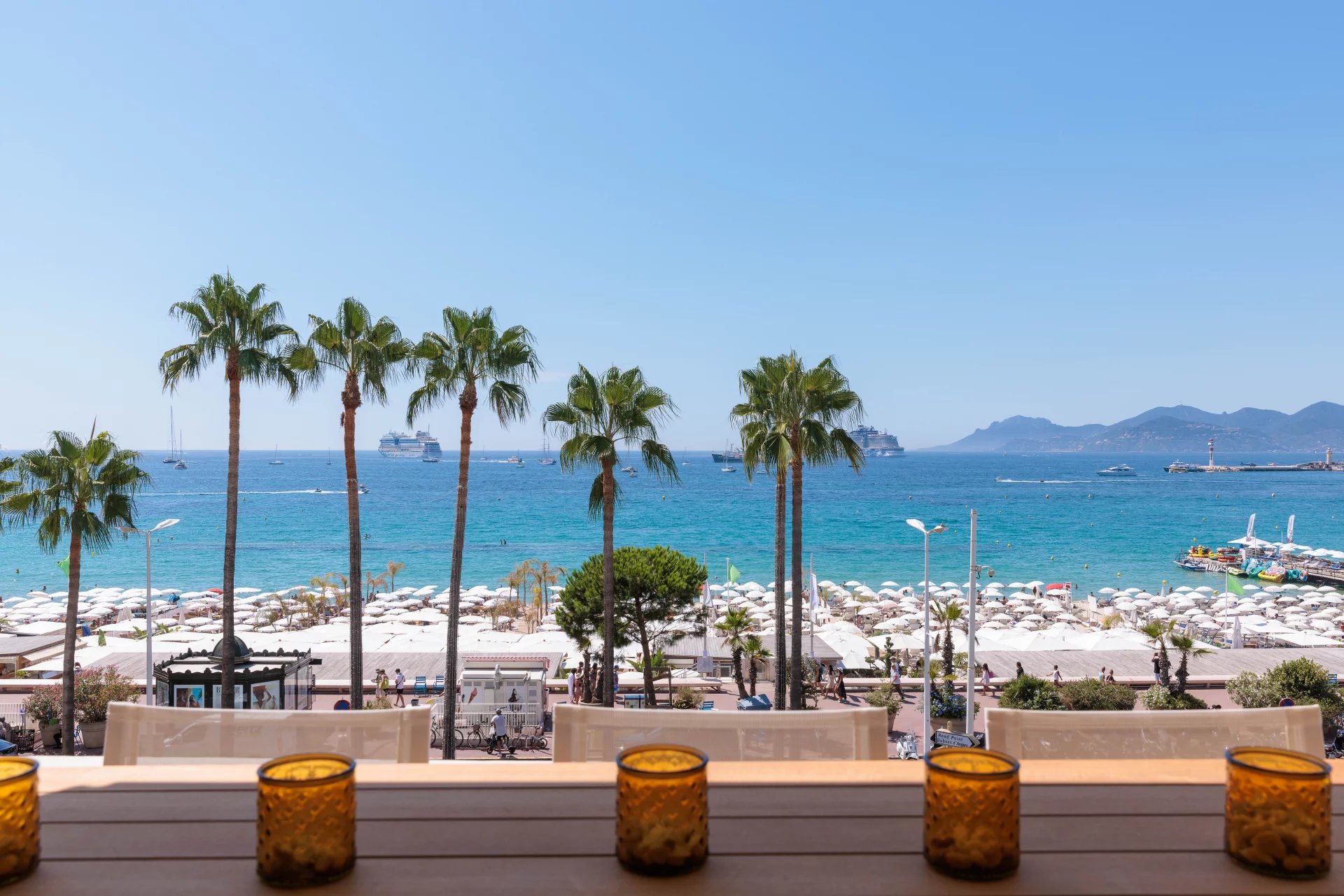 Agence immobilière de WILLIAM BOUZAT REAL ESTATE – Cannes French Riviera