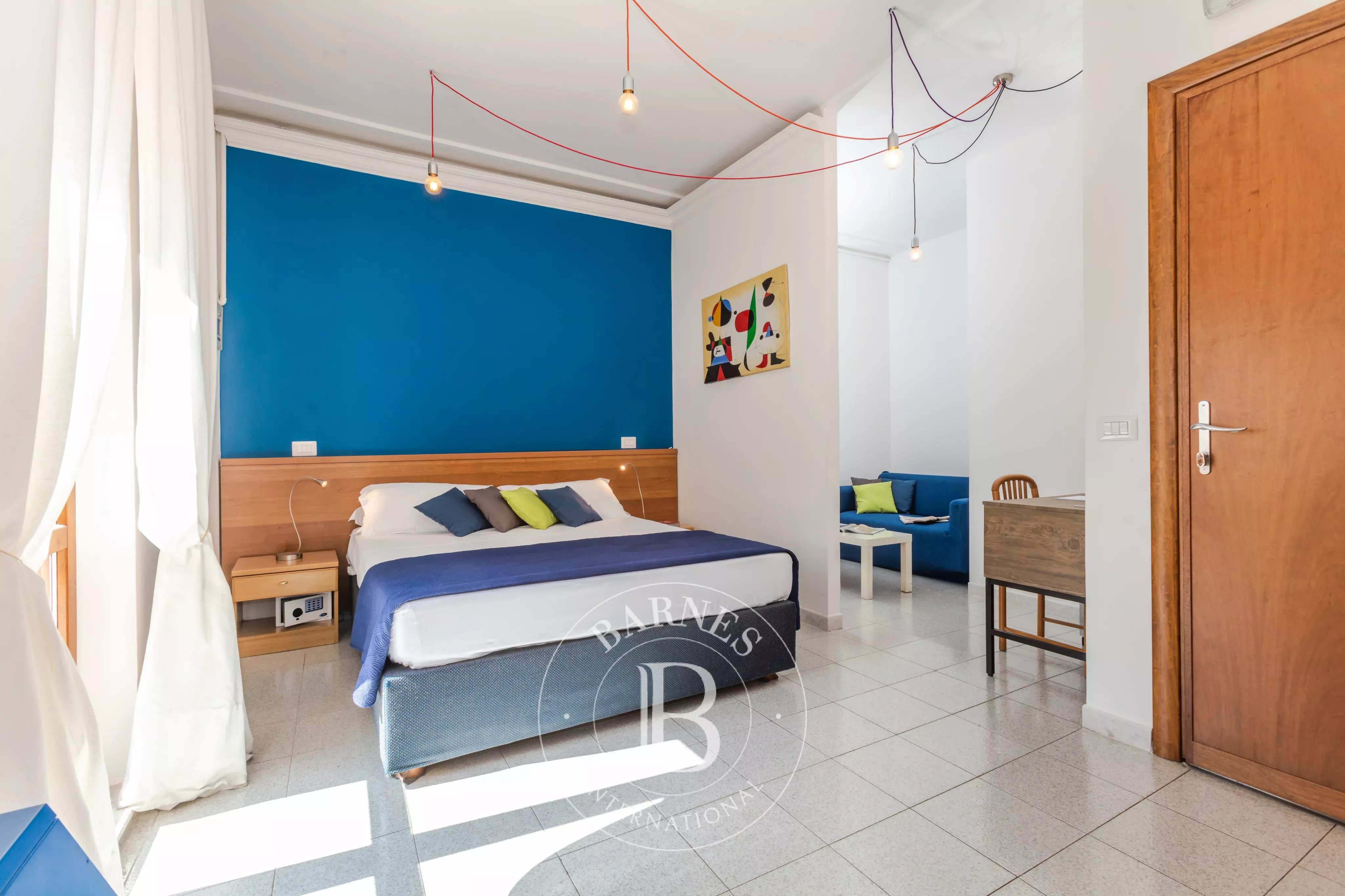 Hôtel Viterbo  -  ref 86211301 (picture 1)