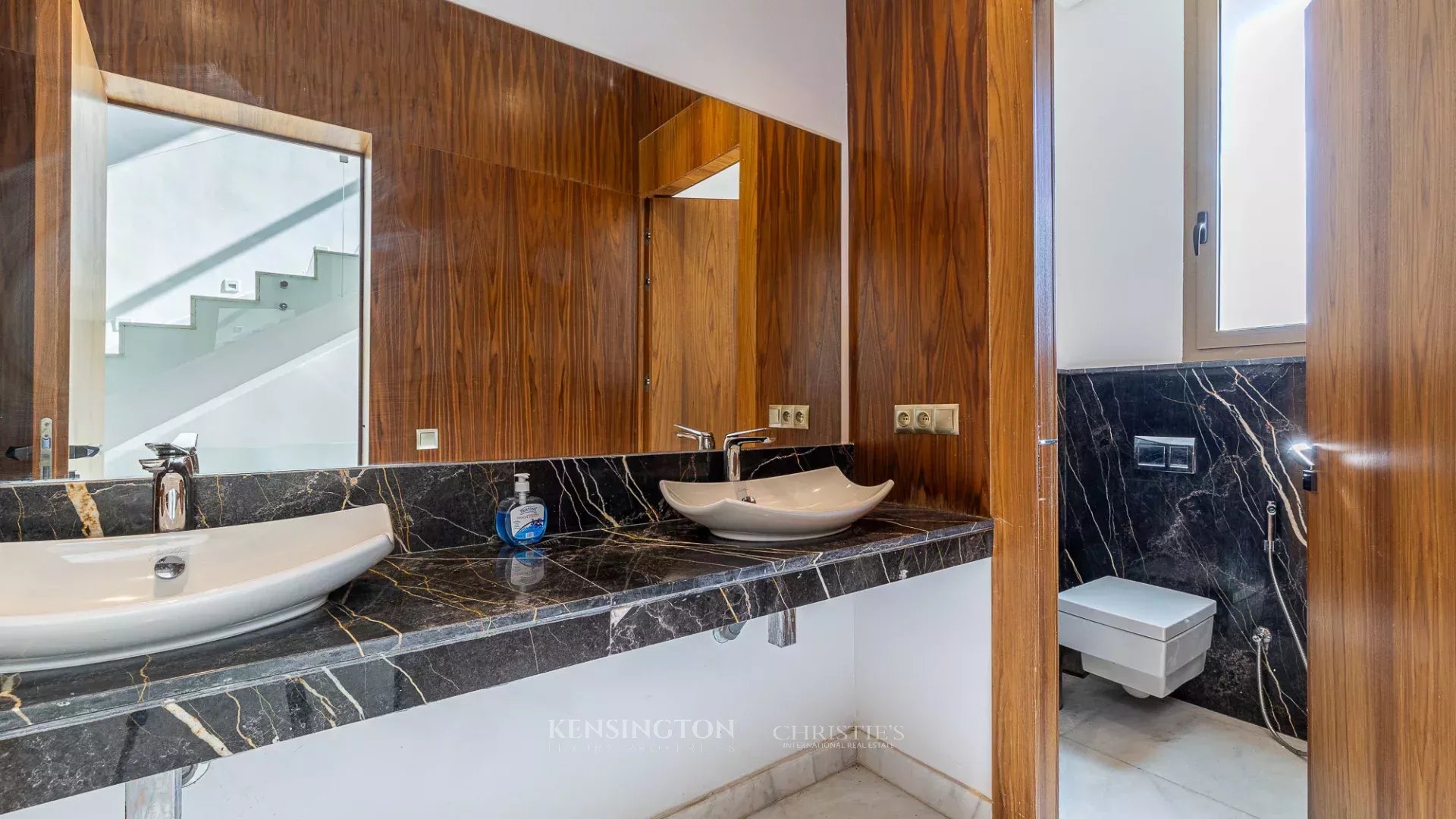 4 Bedroom Villa/Townhouse's Image 28