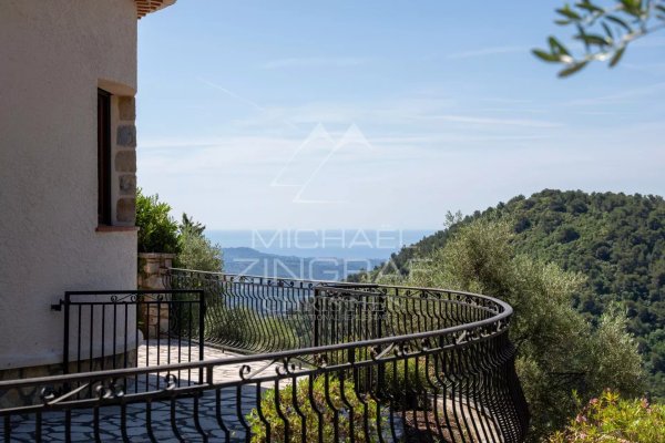 A charming Provençal villa in a commanding position — photo 3