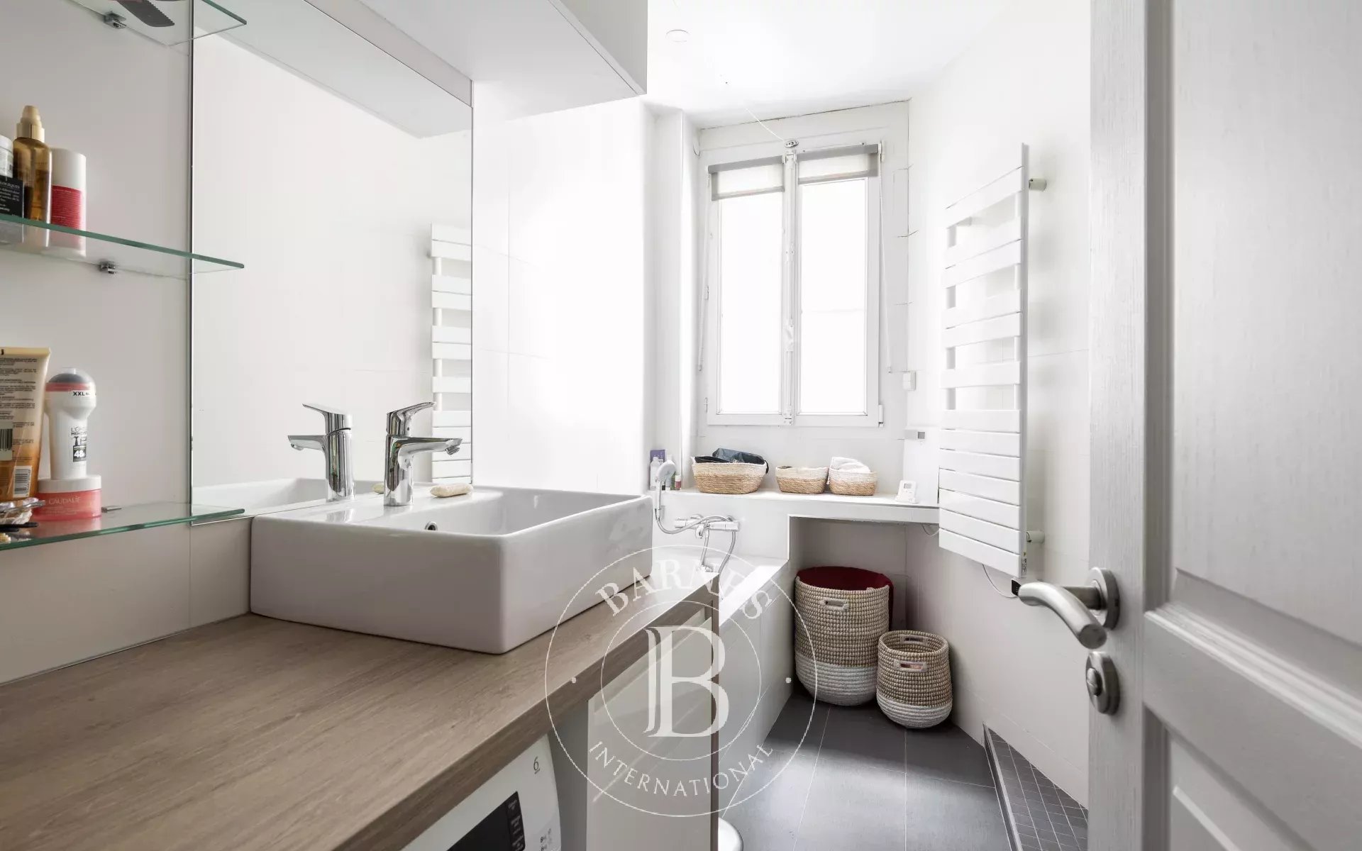 Daire Paris 18ème - picture 12