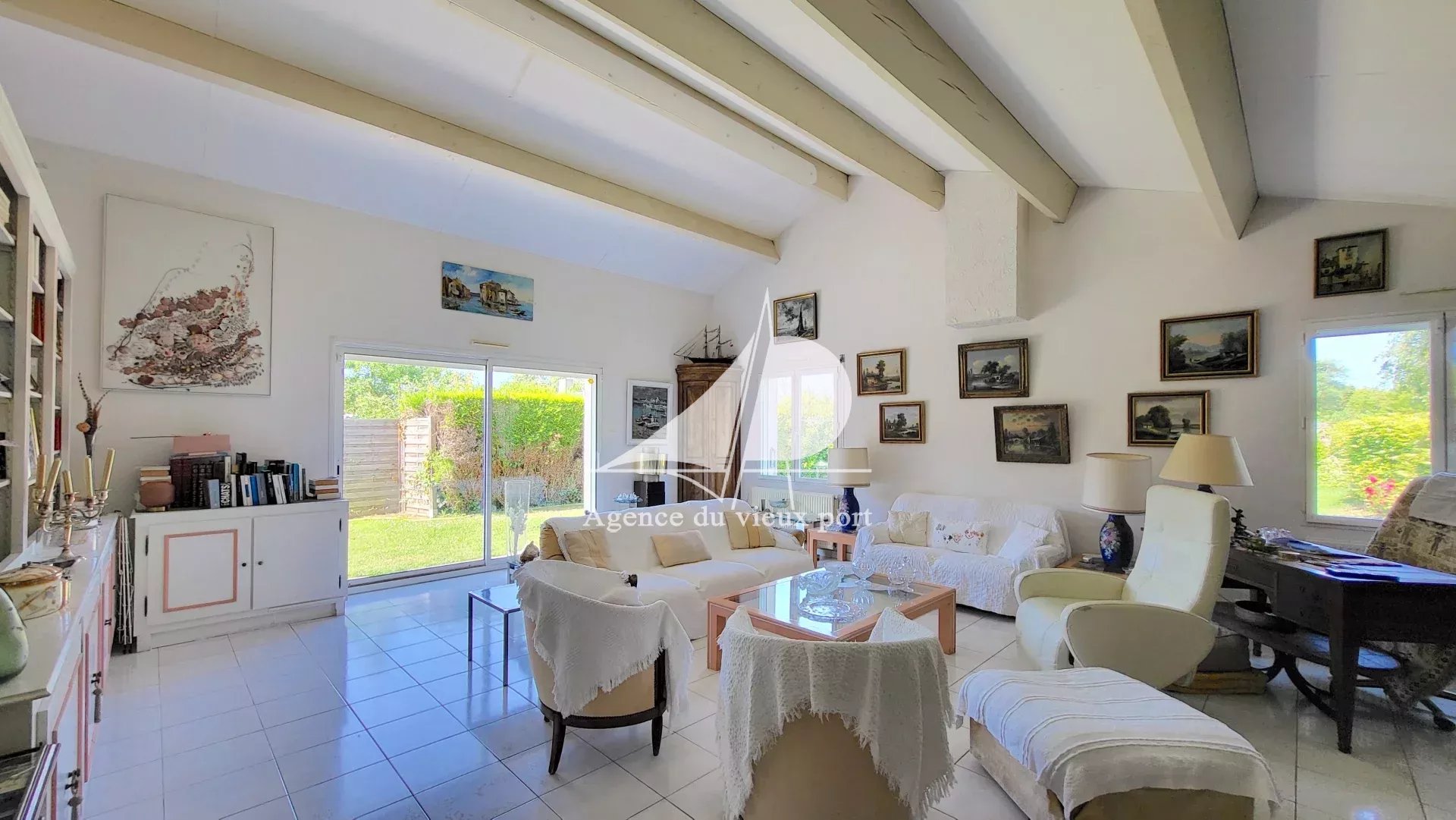 Agence immobilière de 