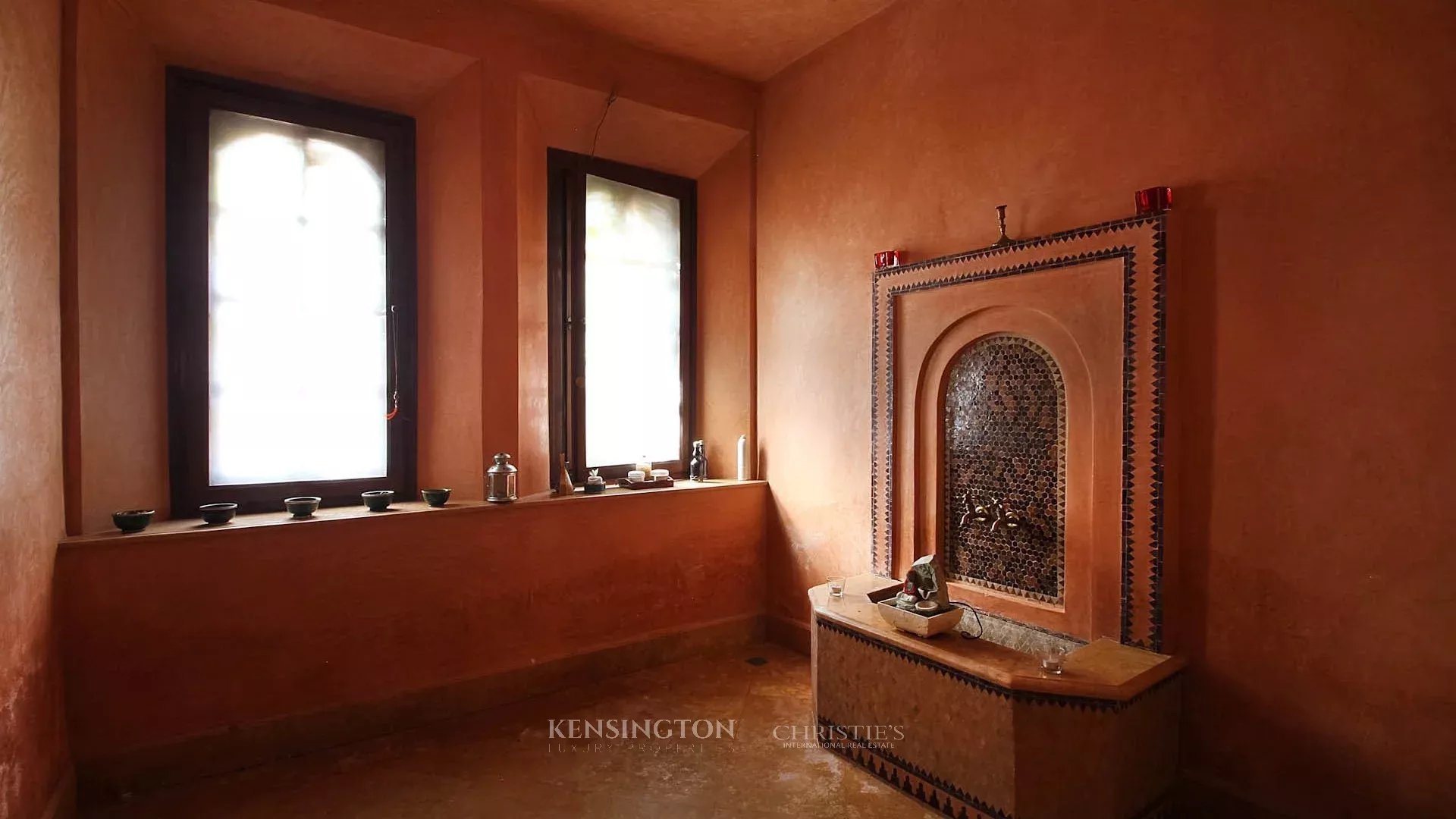 5 Bedroom Villa/Townhouse's Image 25