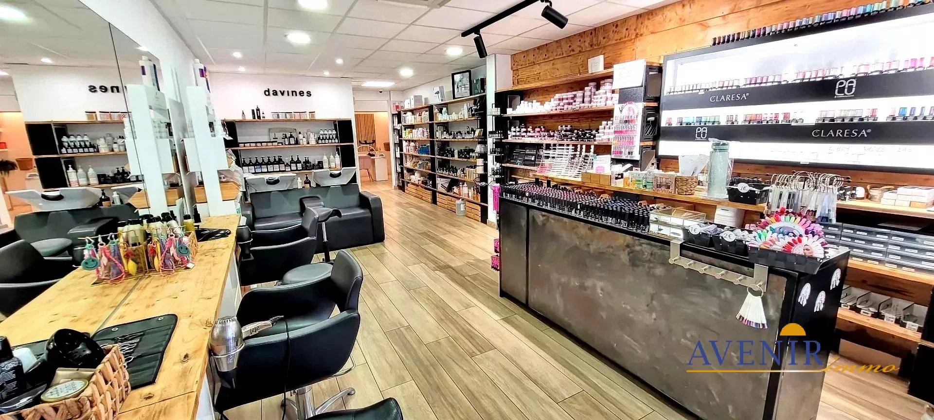 Agence immobilière de 