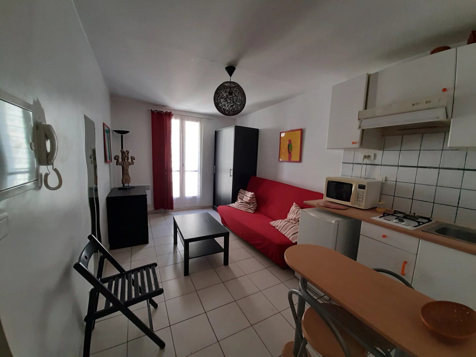 MOURILLON -Joli studio