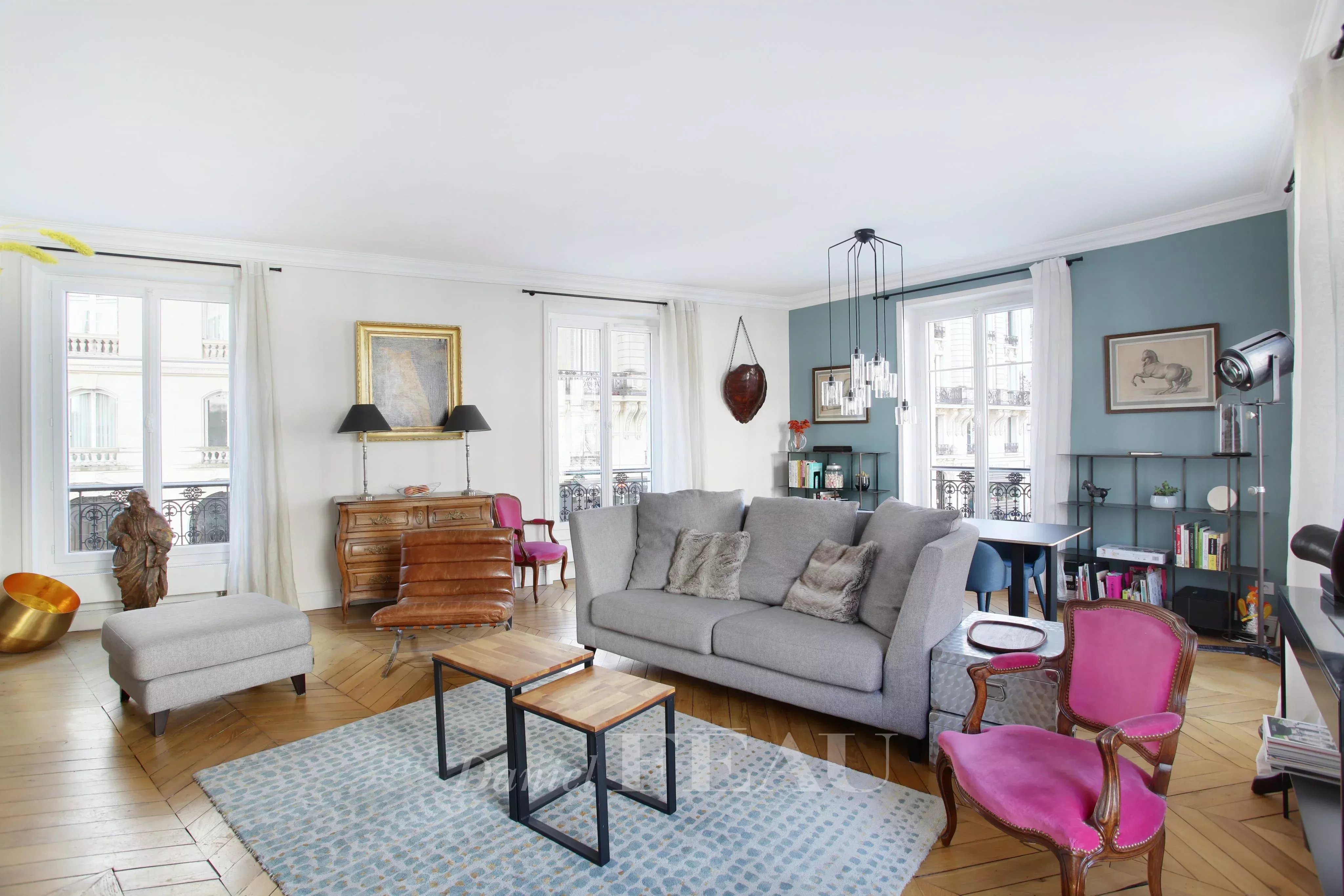 Sale Apartment Paris 17th