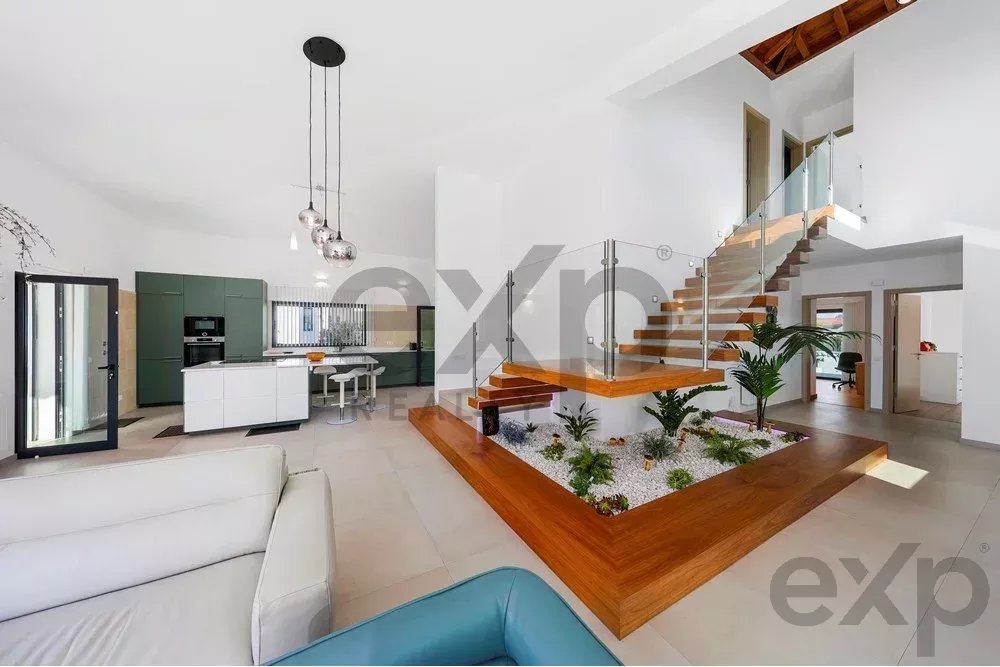 New T4 villa 5 min from Beach. 85948859 image 19