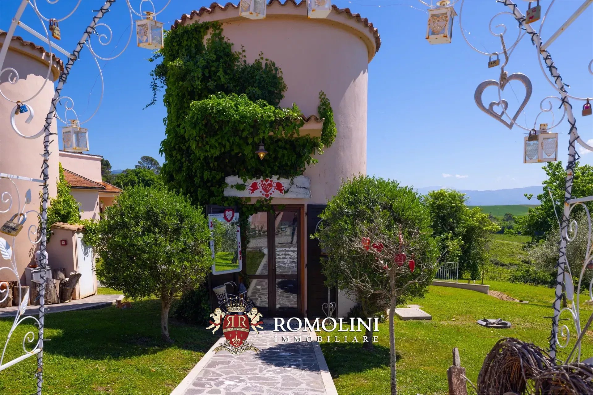 35 Bedroom Villa/Townhouse's Image 26
