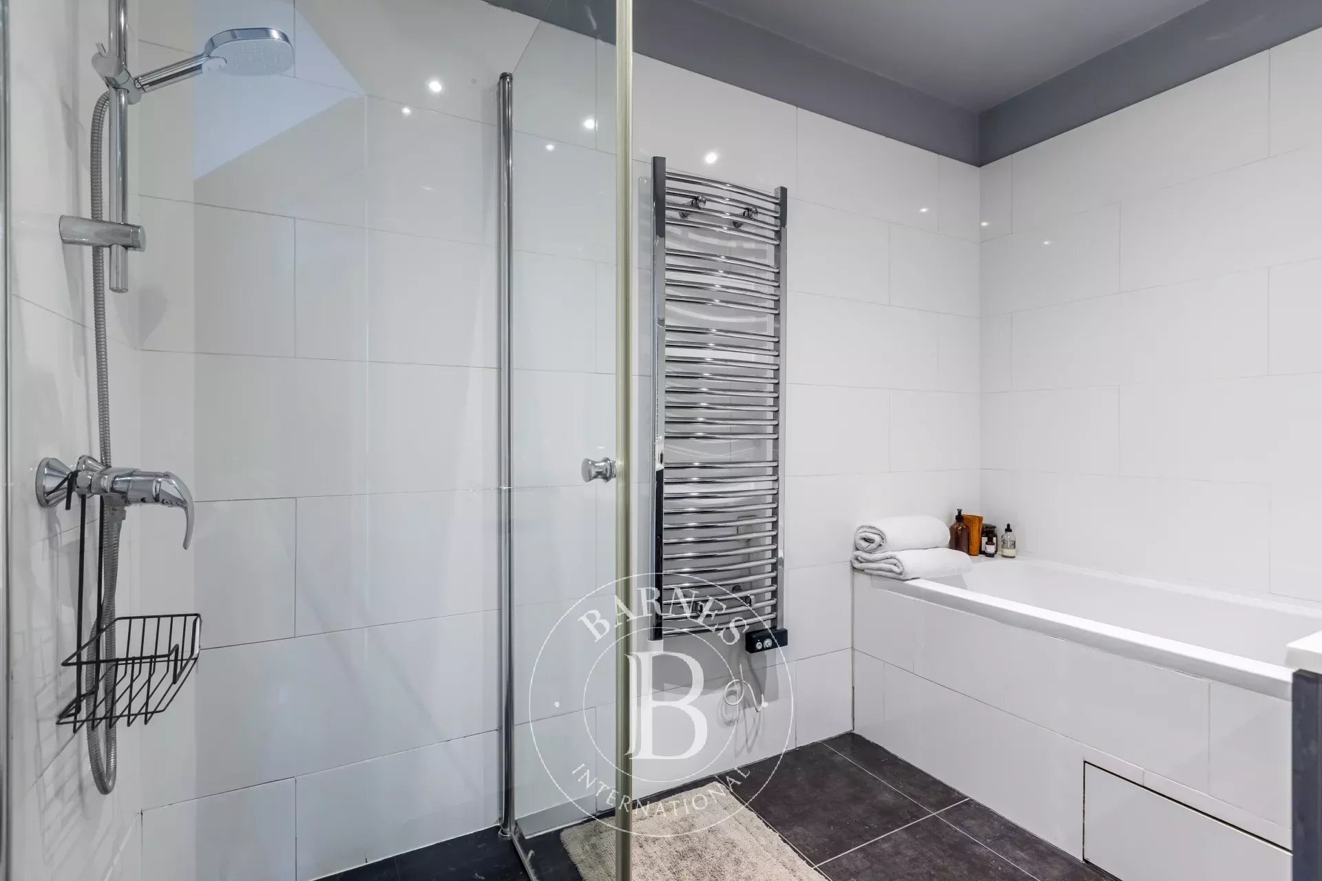 Daire Paris 17ème - picture 9