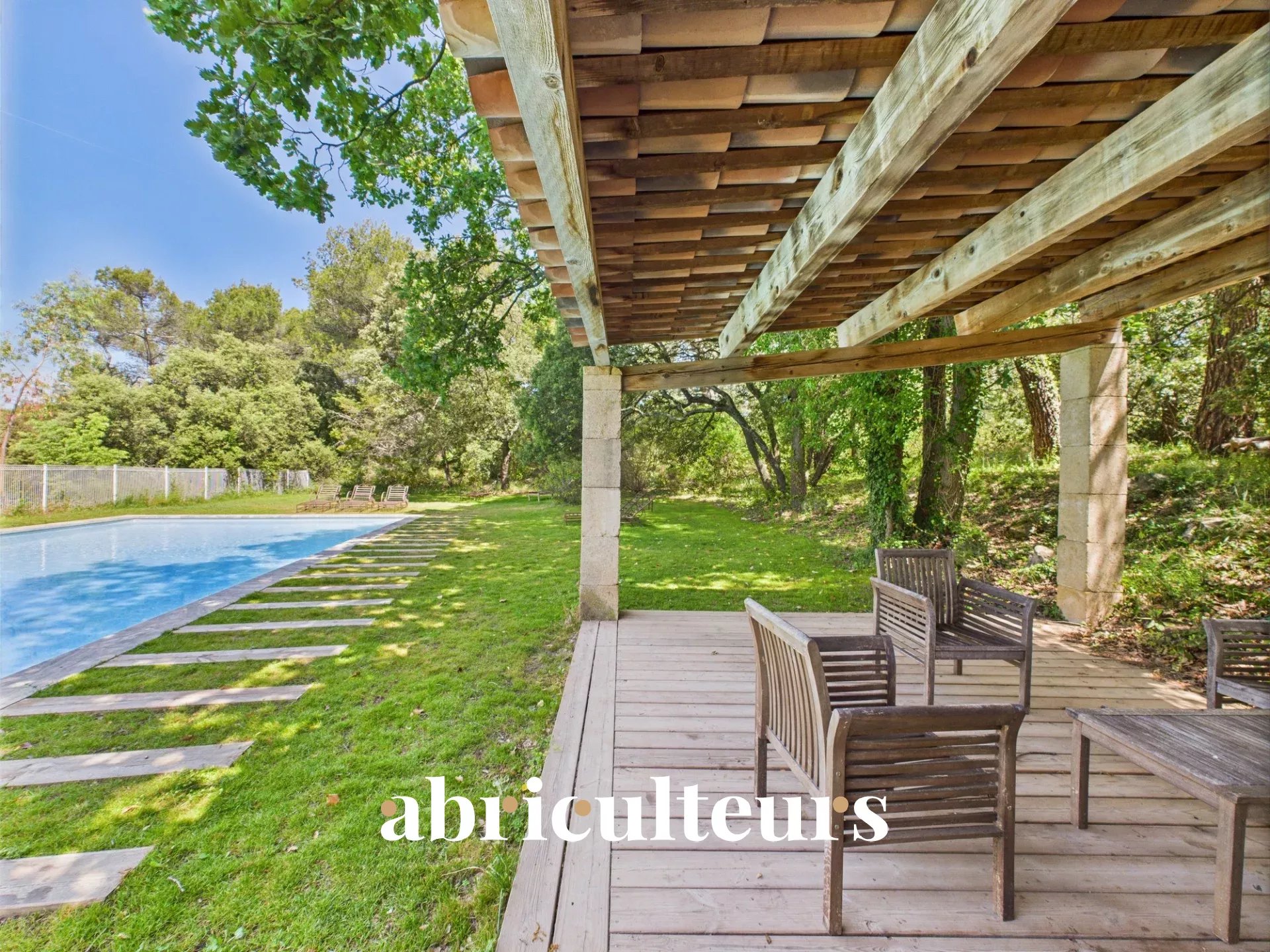 Agence immobilière de LES ABRICULTEURS