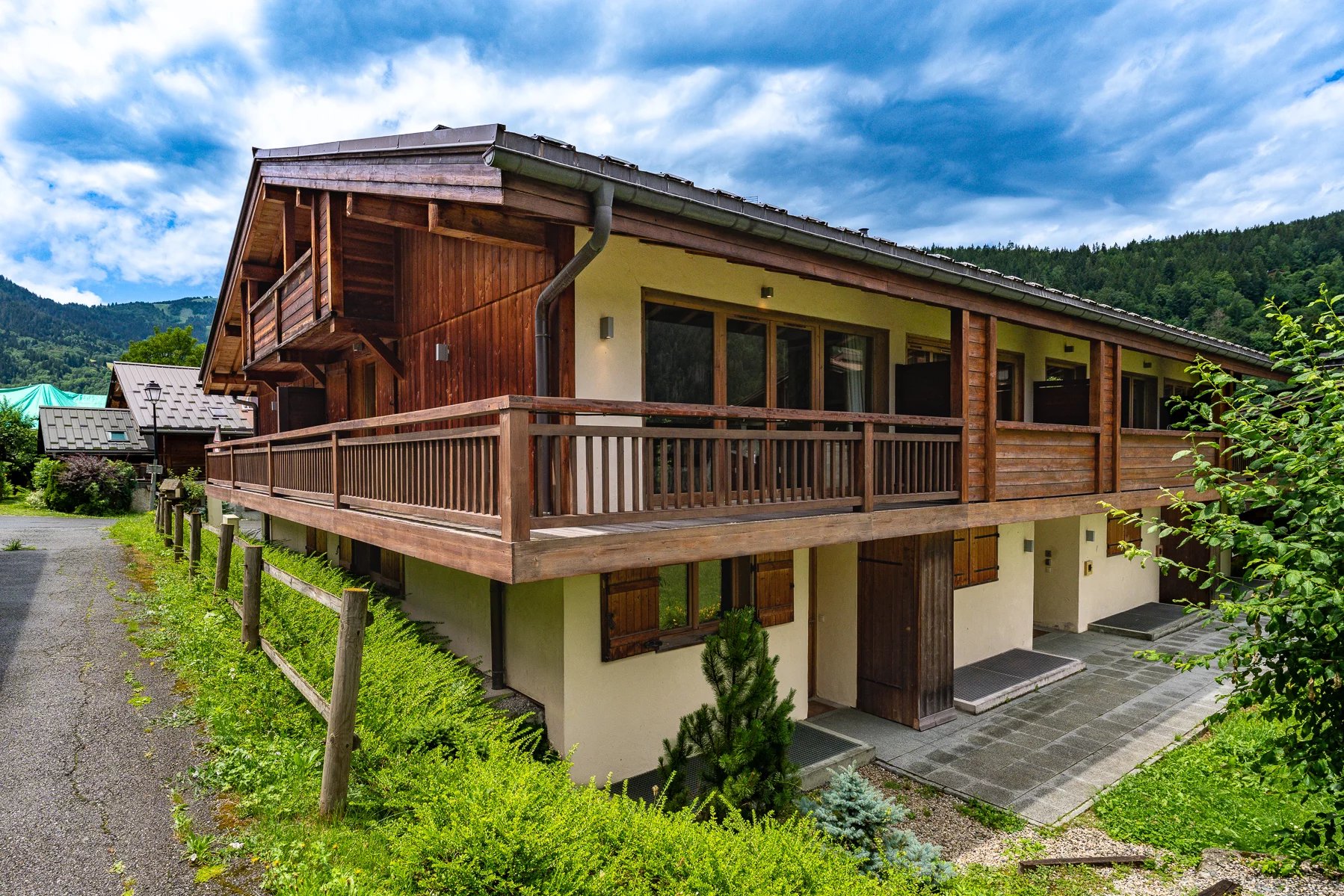 Photo of LES HOUCHES : 4-bedroom apartment over four floors with breathtaking views
