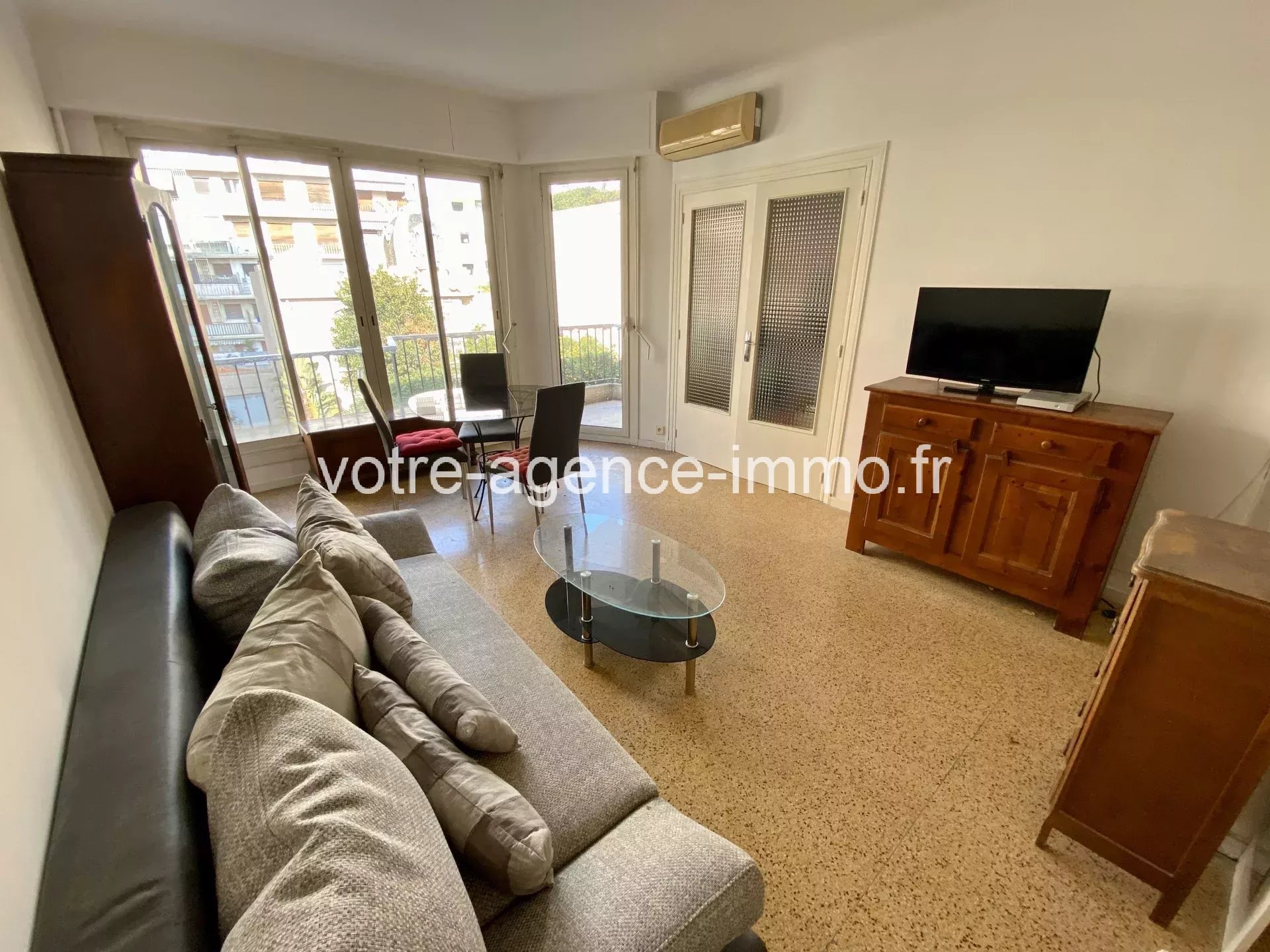 Nice- Lanterne / Grand Studio, 33m² avec balcon – 766€