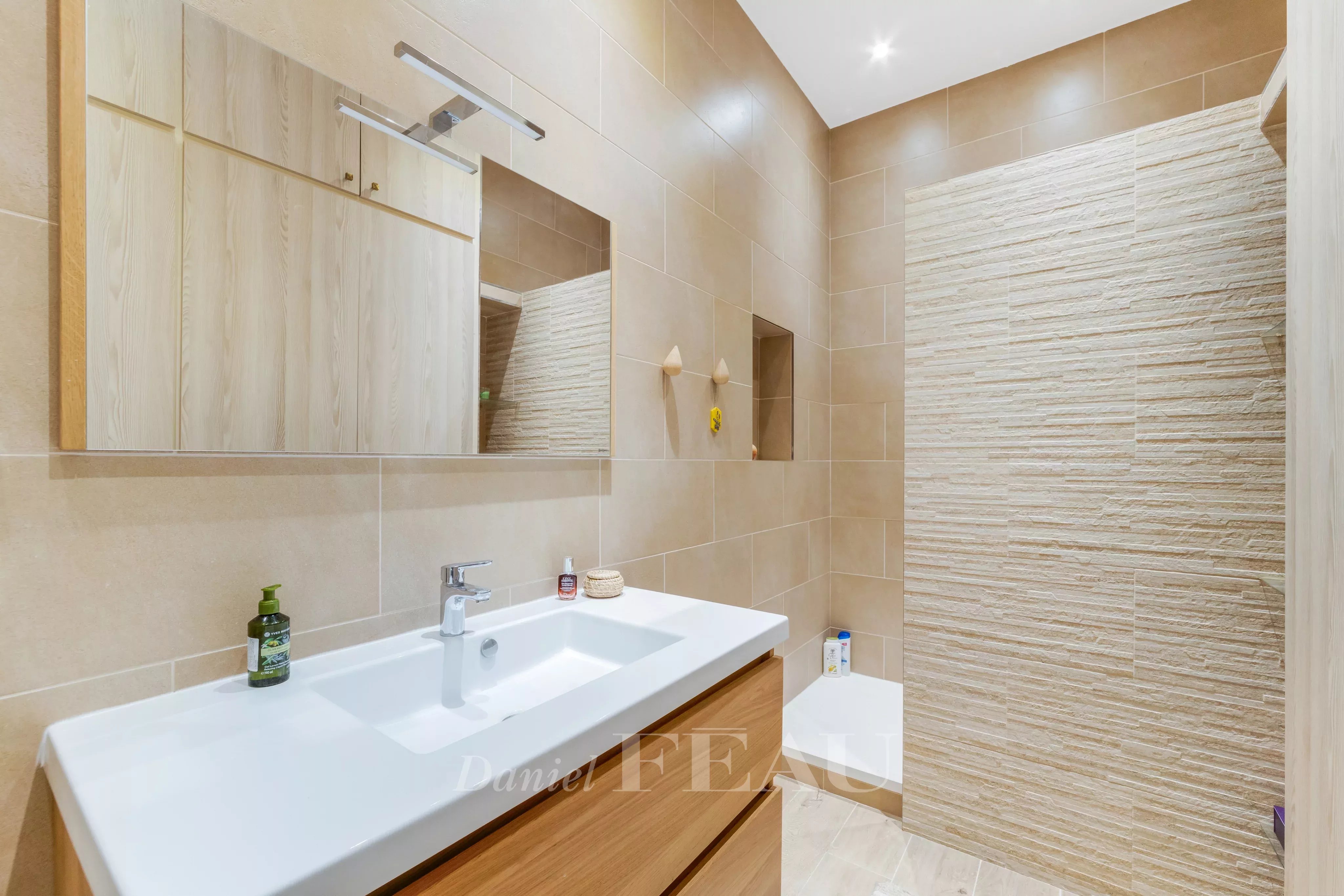 Rental Apartment Paris 17th