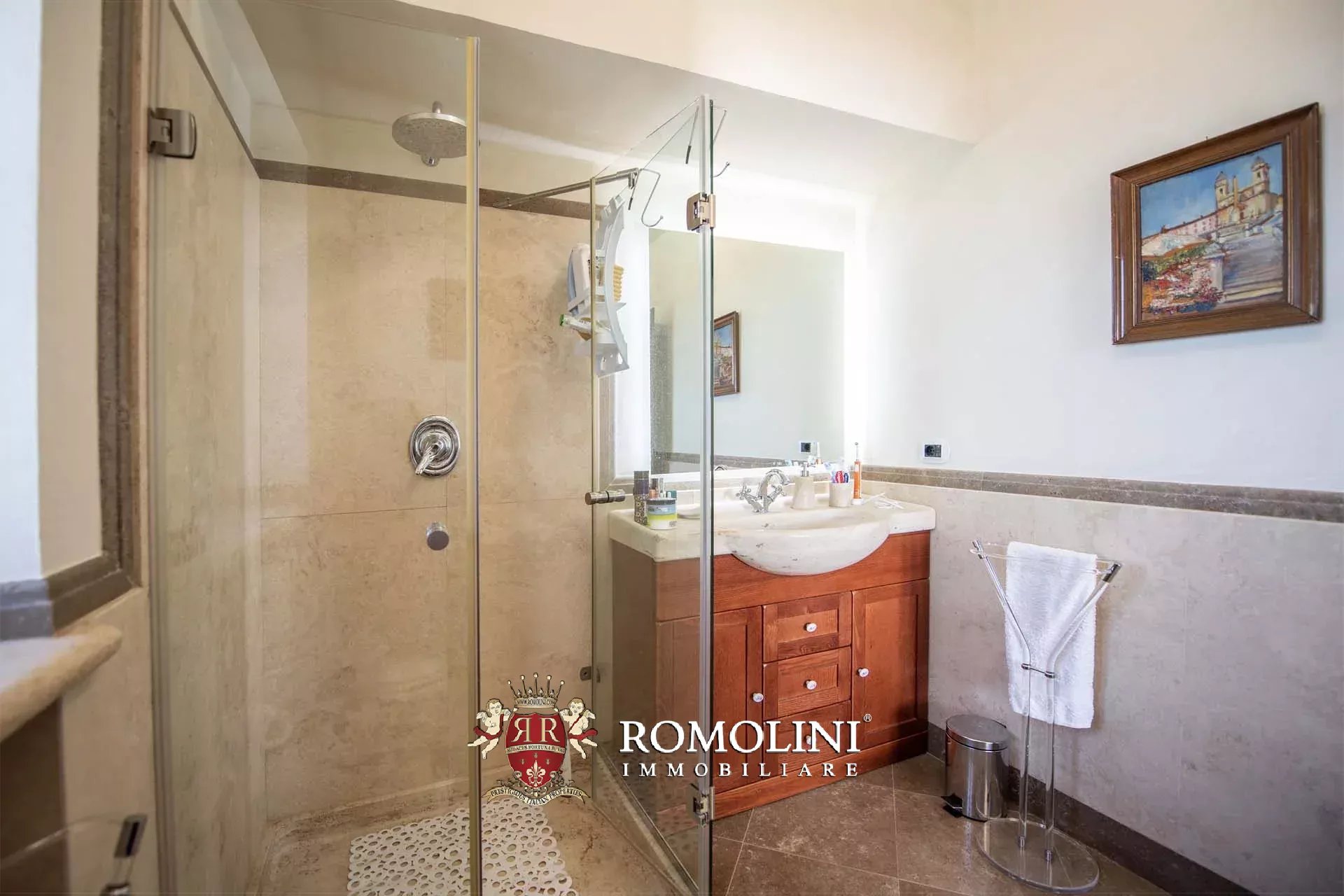5 Bedroom Villa/Townhouse's Image 54