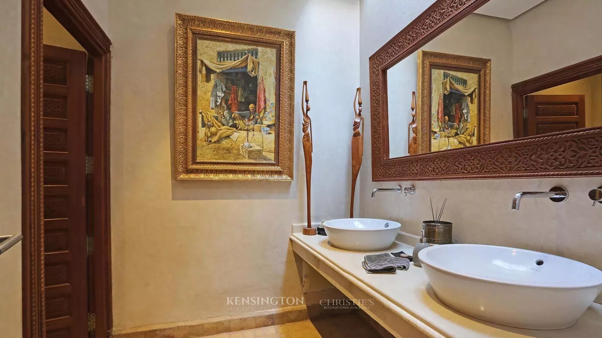 5 Bedroom Villa/Townhouse's Image 19