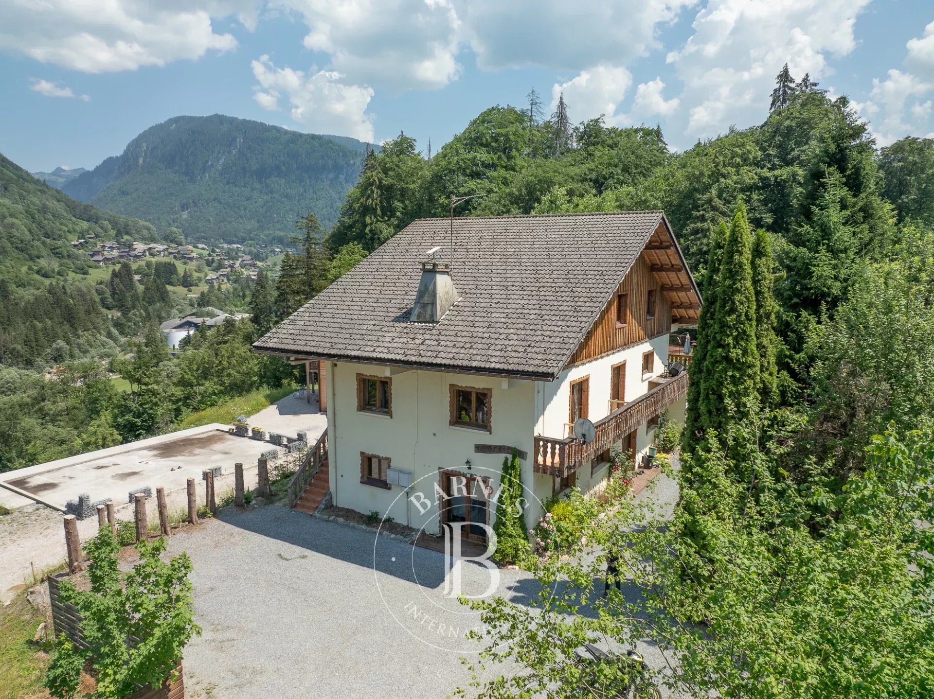 Immeuble Essert-Romand  -  ref 87170307 (picture 2)
