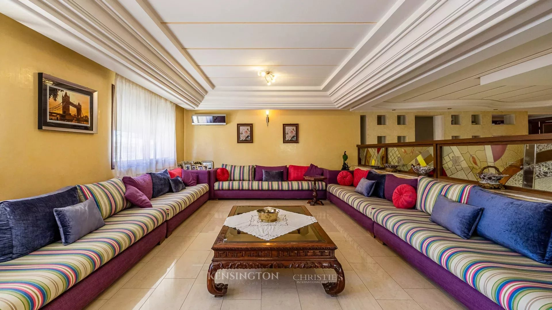 4 Bedroom Villa/Townhouse's Image 8