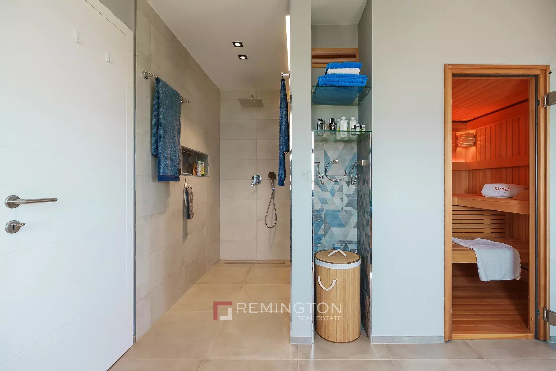 3 Bedroom Villa/Townhouse's Image 8