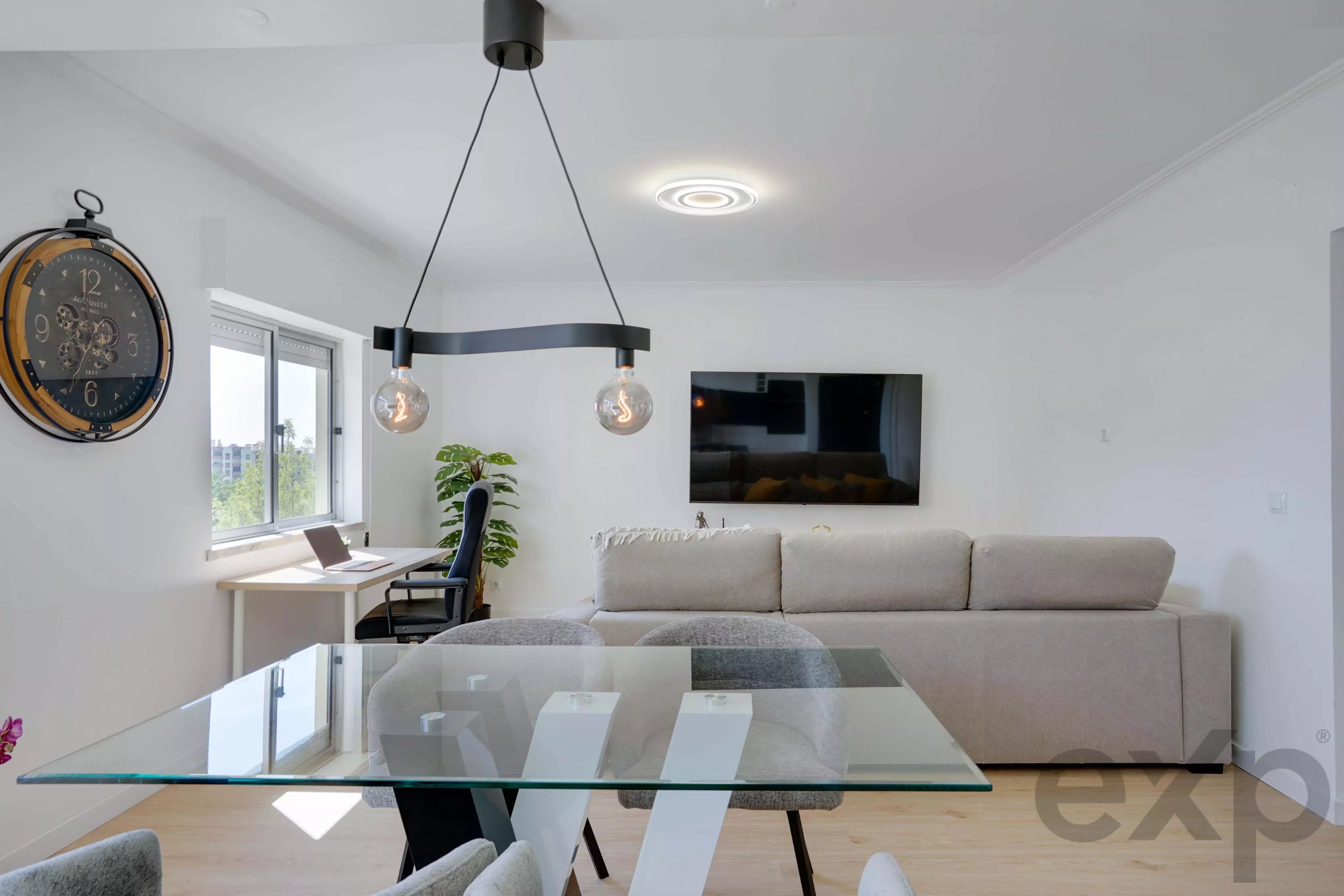 Remodeled T2, Povoa de Santa Iria 86927003 image 5