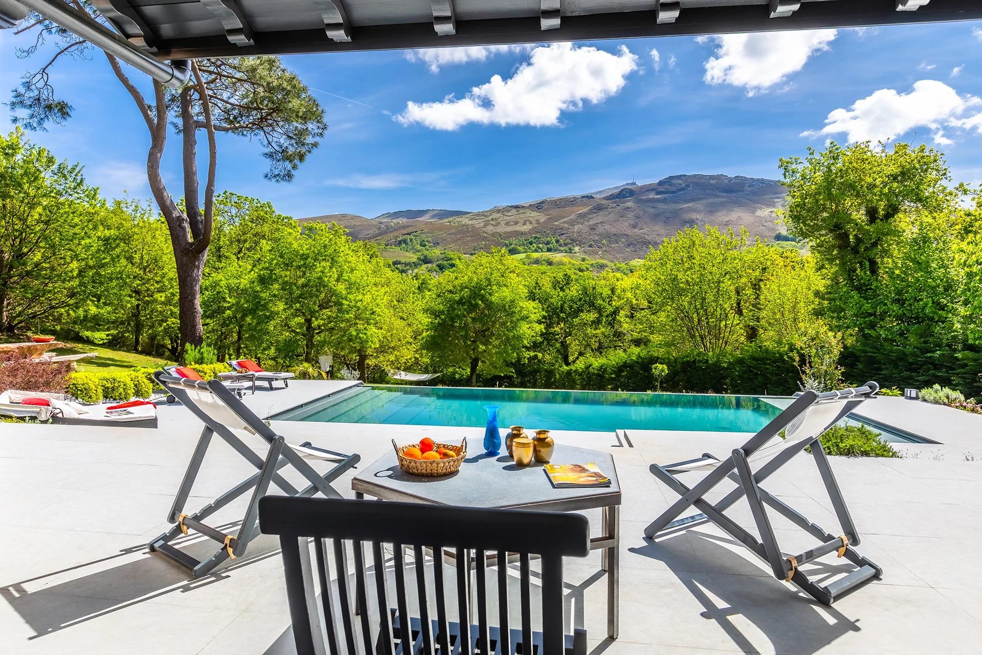 Casa Ascain - picture 2