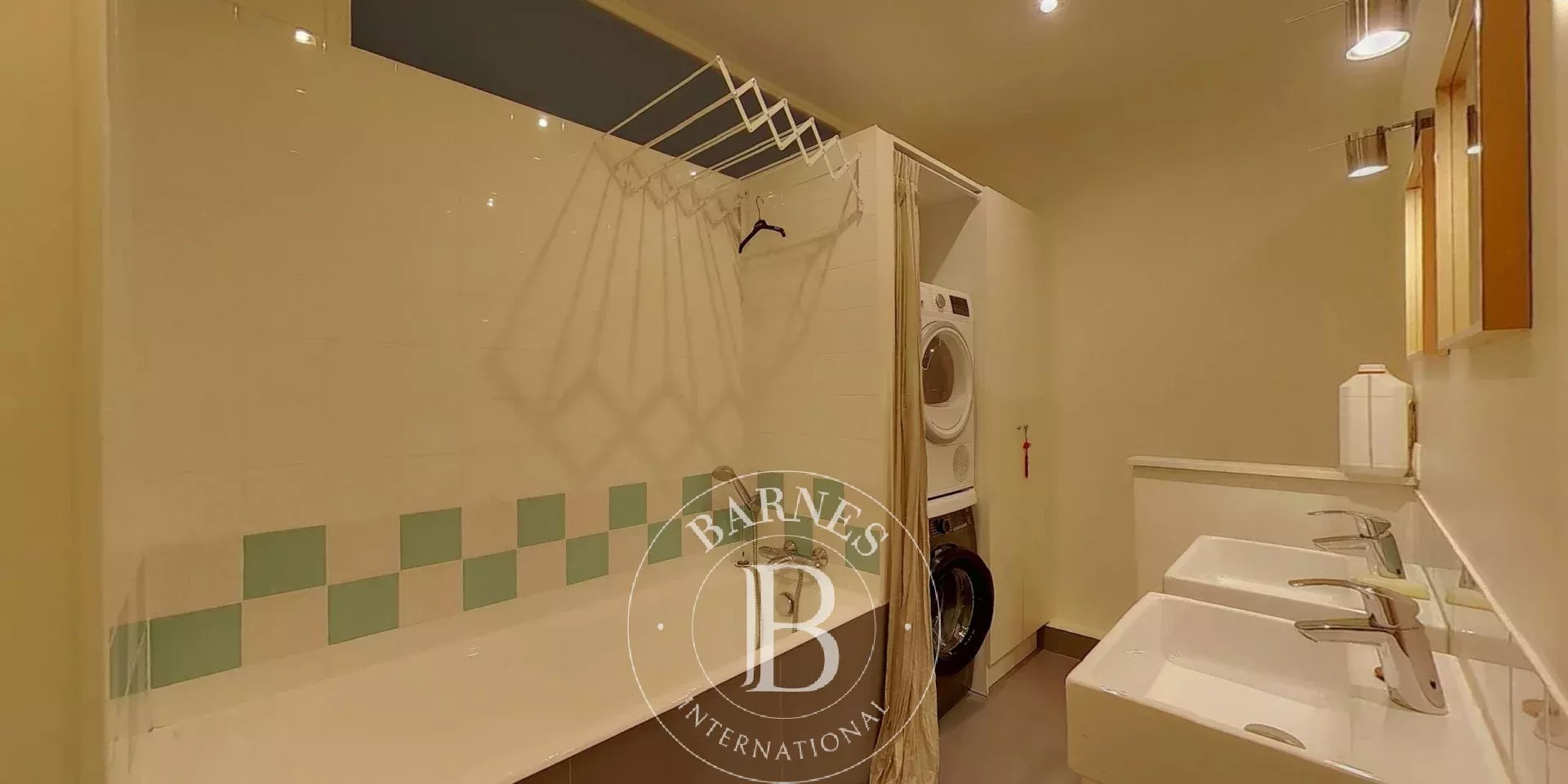 Daire Paris 8ème - picture 15