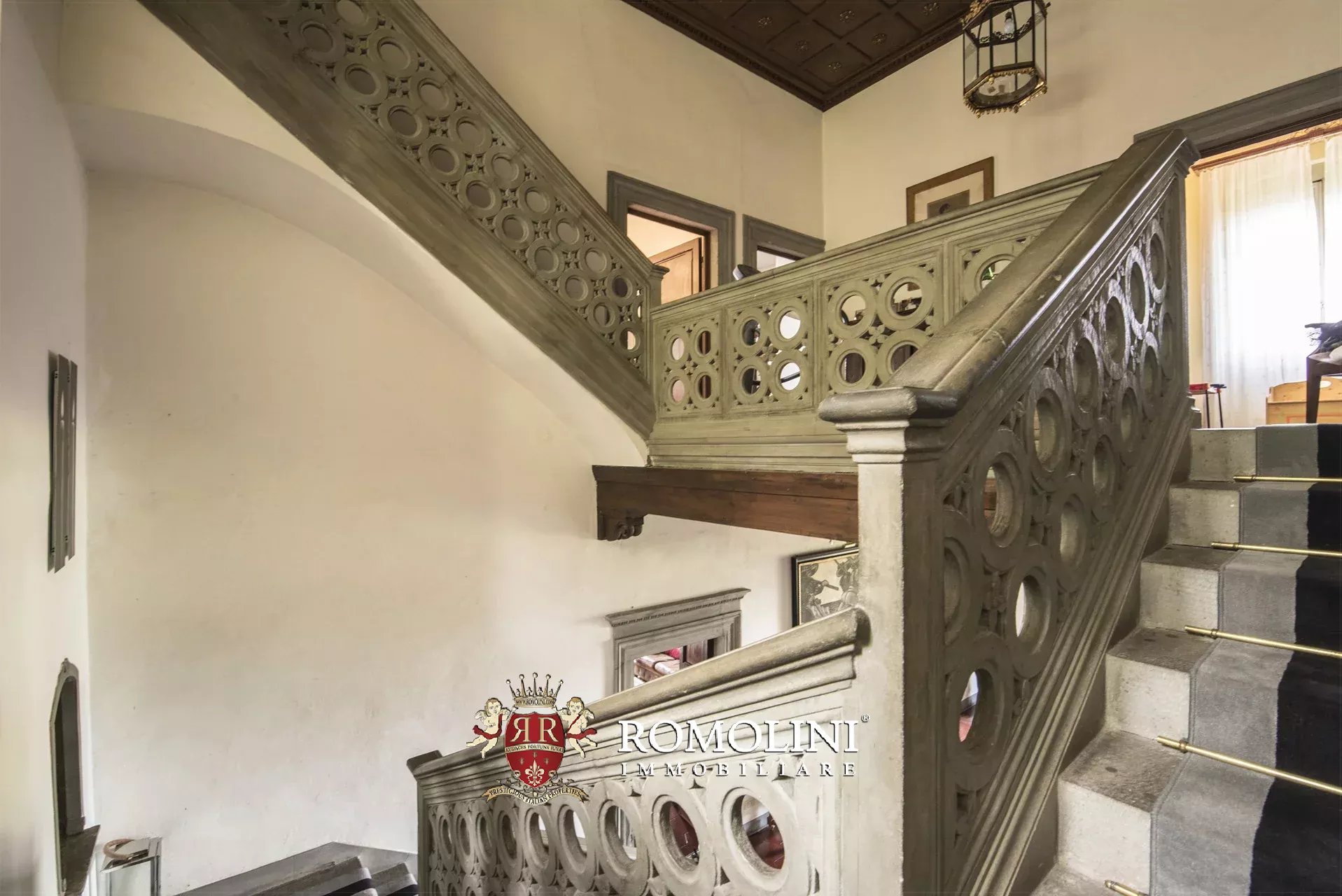 8 Bedroom Villa/Townhouse's Image 59