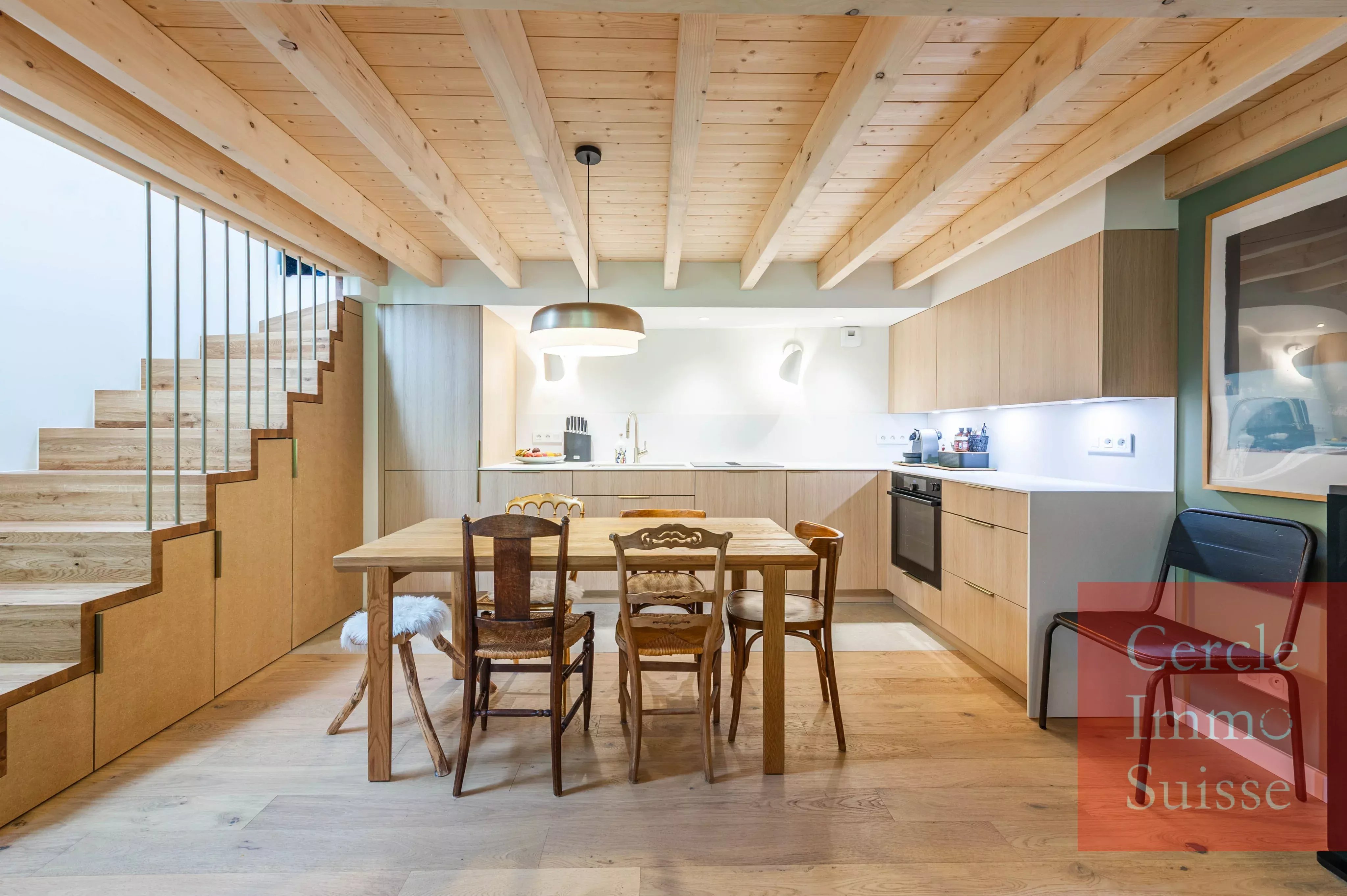 Très belle rénovation pour ce T5 Duplex de Prestige dans le centre historique d'Annecy proche du lac - Photo 3